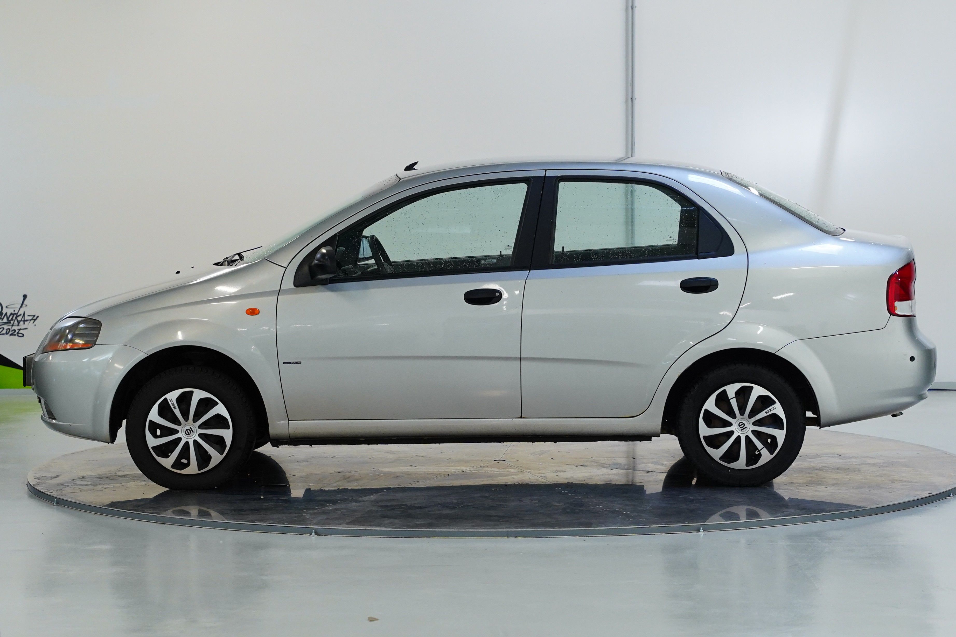 Chevrolet Kalos, 1.4i 61 kW - fotka 3