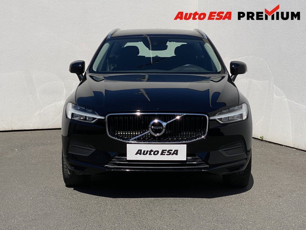 Volvo XC60, 2.0 D 4x4,ČR,servis.kniha - fotka 2