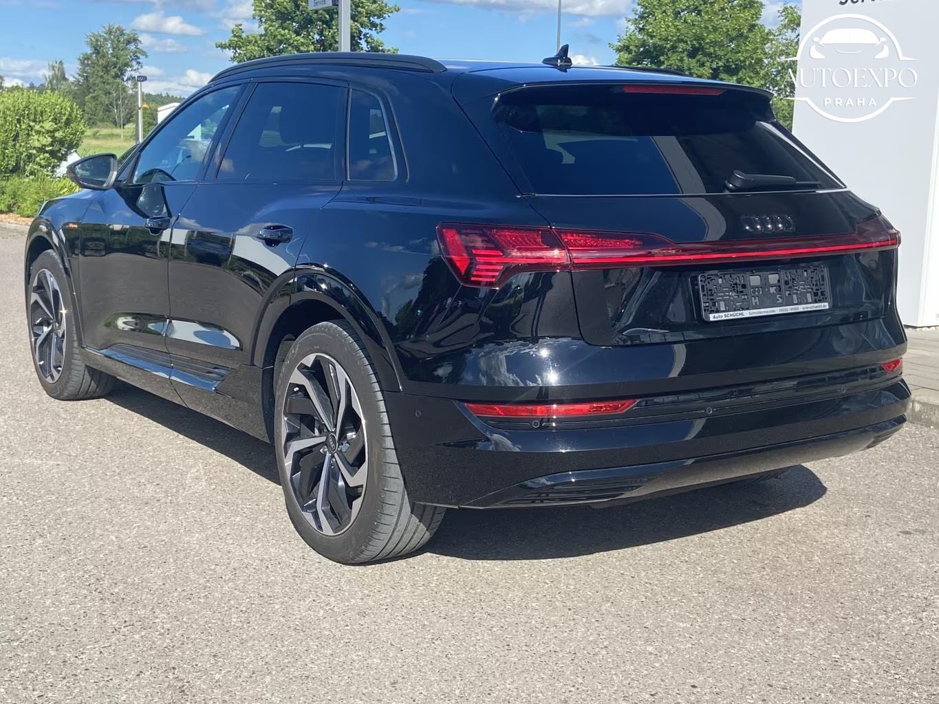 Audi e-tron, 55 advanced quattro S-LINE - fotka 4