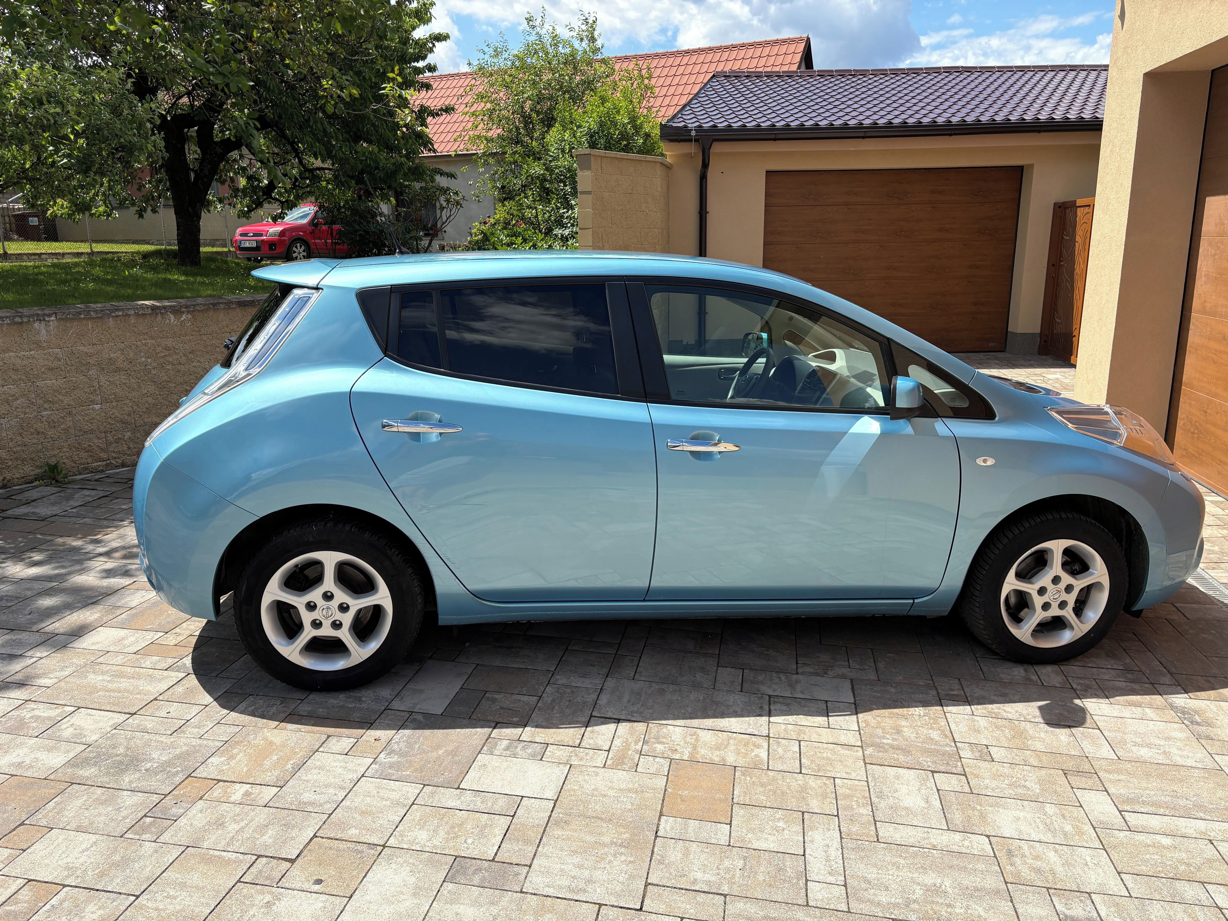 Nissan LEAF - fotka 4