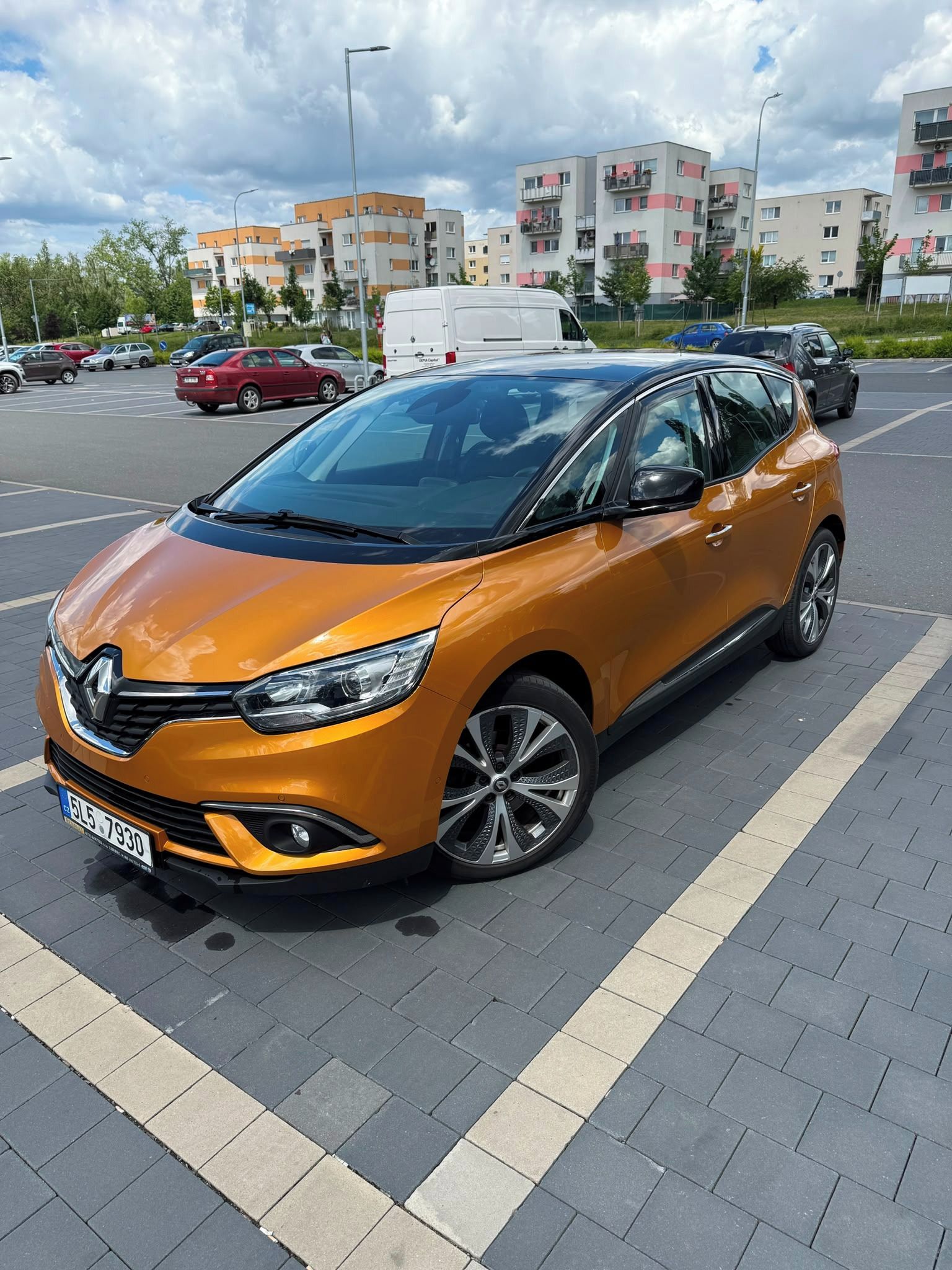 Renault Scénic, Renault Scénic IV 1.6dCi 96 kW - fotka 3