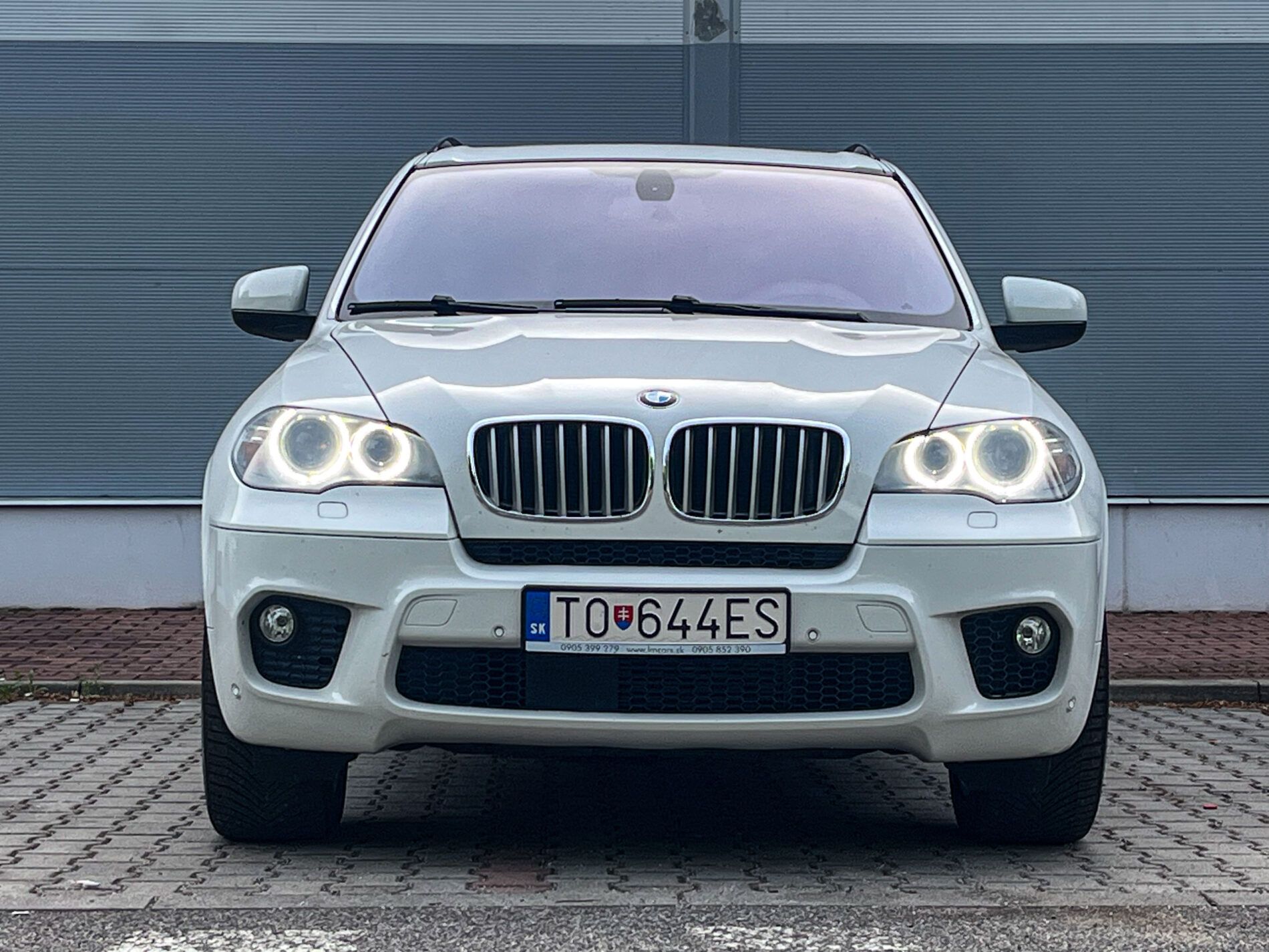 BMW X5 - fotka 2