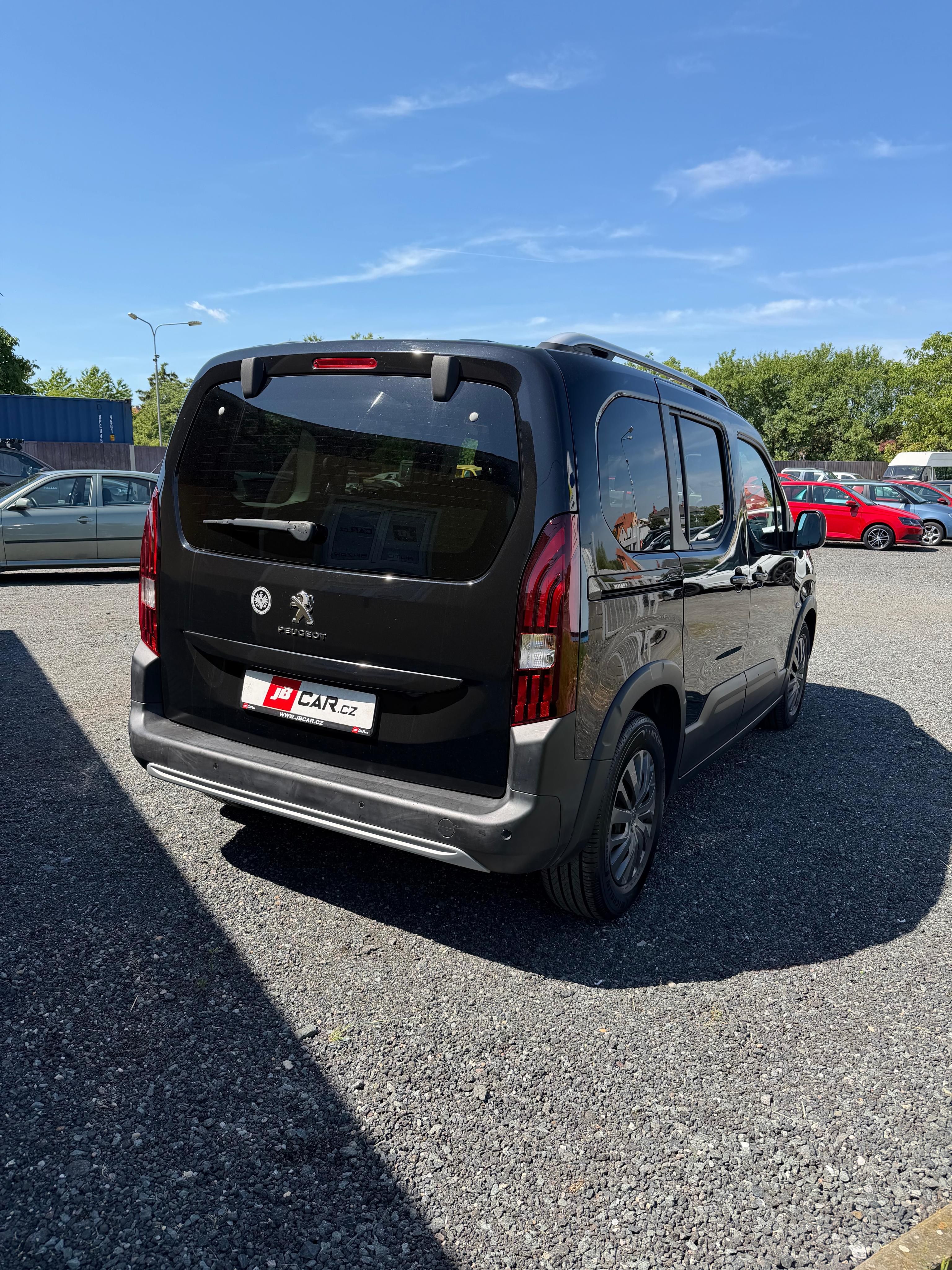 Peugeot Rifter, 1.2 81 kW PureTech Allure 1.M - fotka 4
