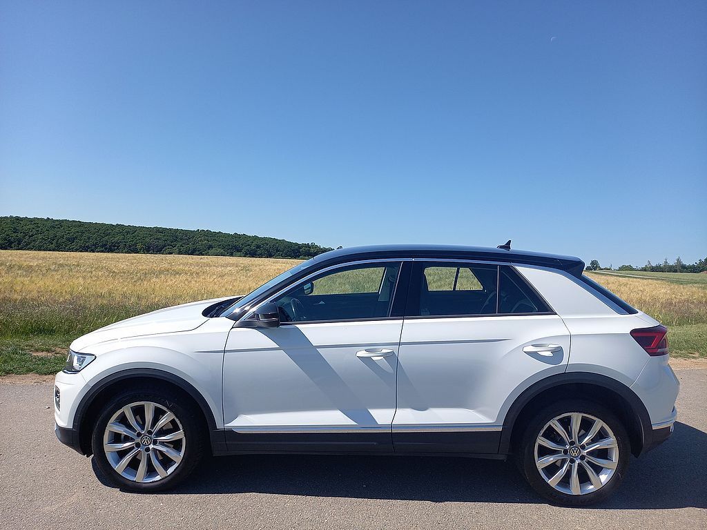 Volkswagen T-Roc, 2,0Tdi 110kw+Dsg+4x4+DPH!! - fotka 2