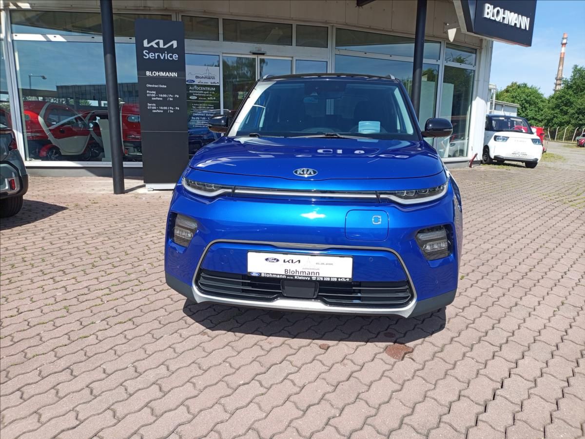 Kia e-Soul, 150 KW - baterie 64 kwh - fotka 4
