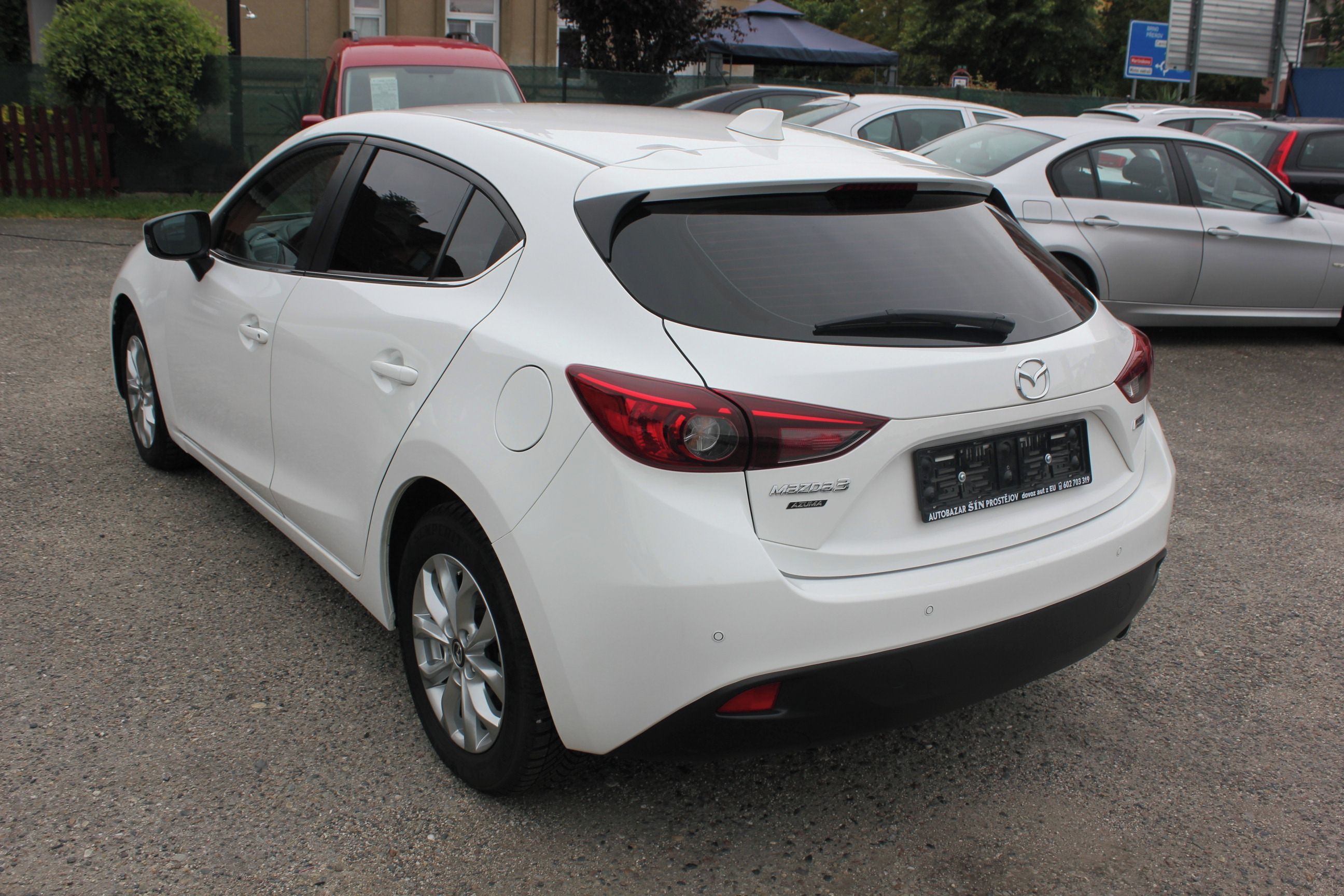 Mazda 3, 1.5 Skyactiv-G, 68 000 km - fotka 5
