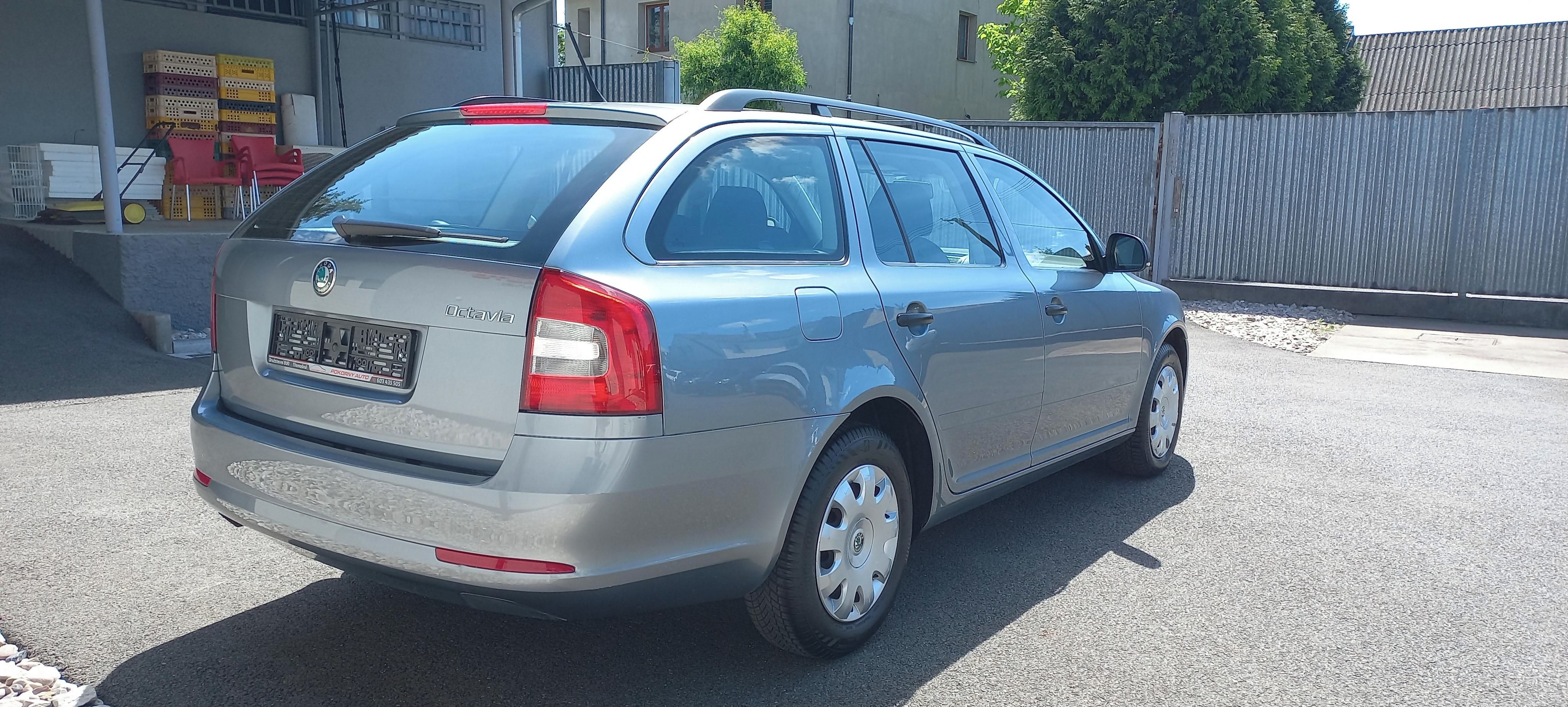 Škoda Octavia, 1.2 TSI, 77kw SERVIS - fotka 3