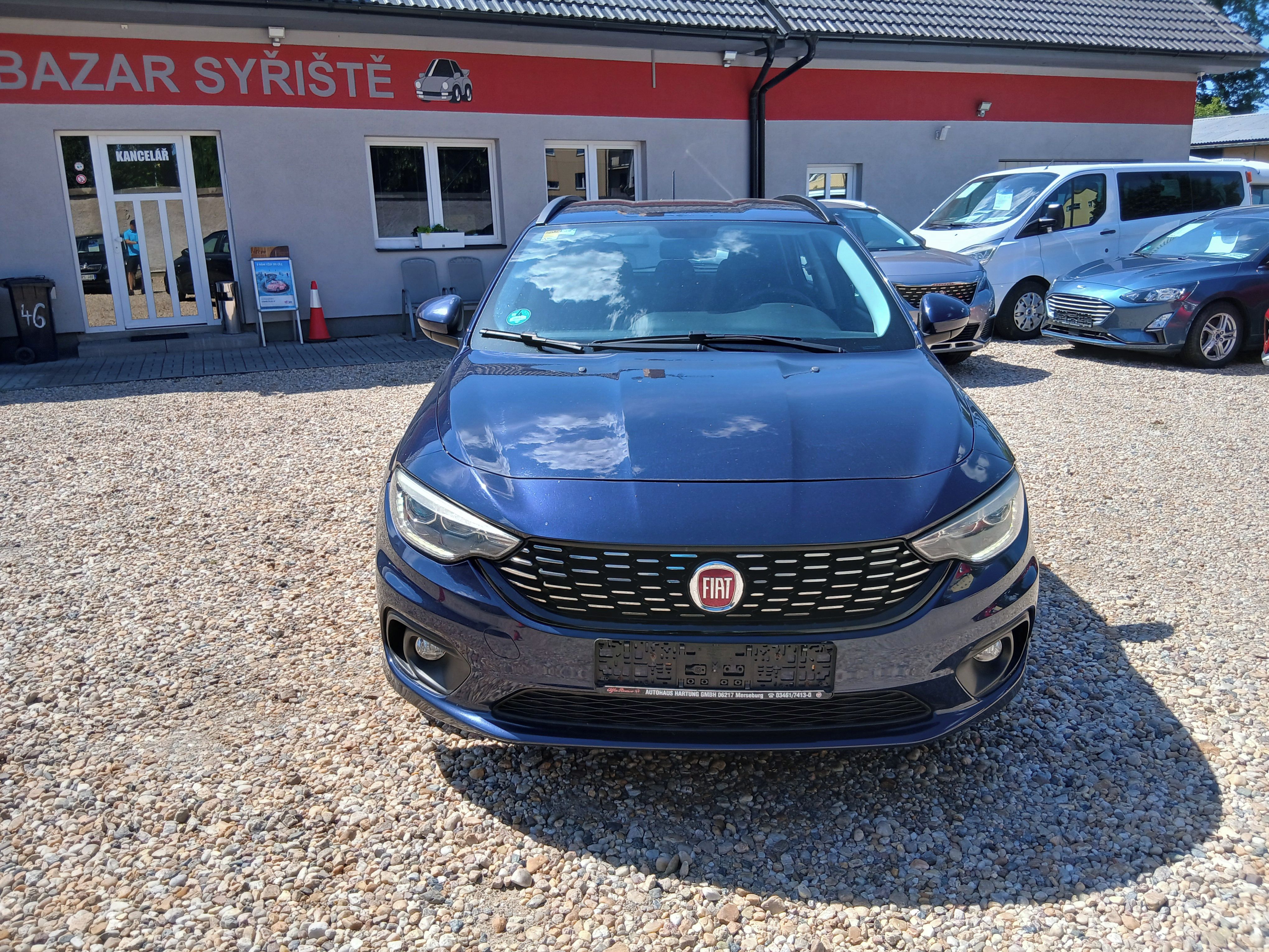 Fiat Tipo, 1.6MJTd 88KW Kombi S.Kniha - fotka 2