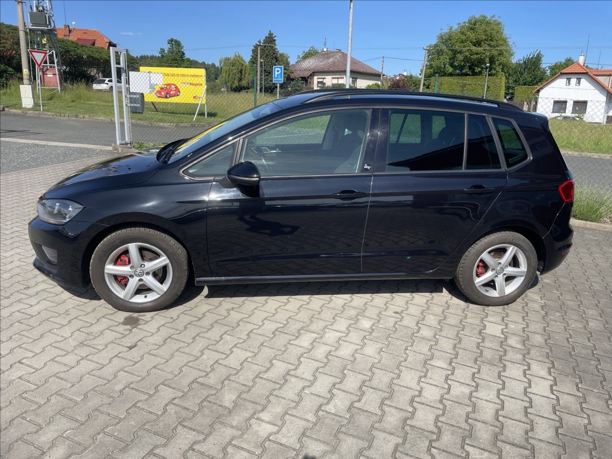Volkswagen Golf Sportsvan, 2,0 TDI 110 kW WEBASTO 1.MAJIT - fotka 4