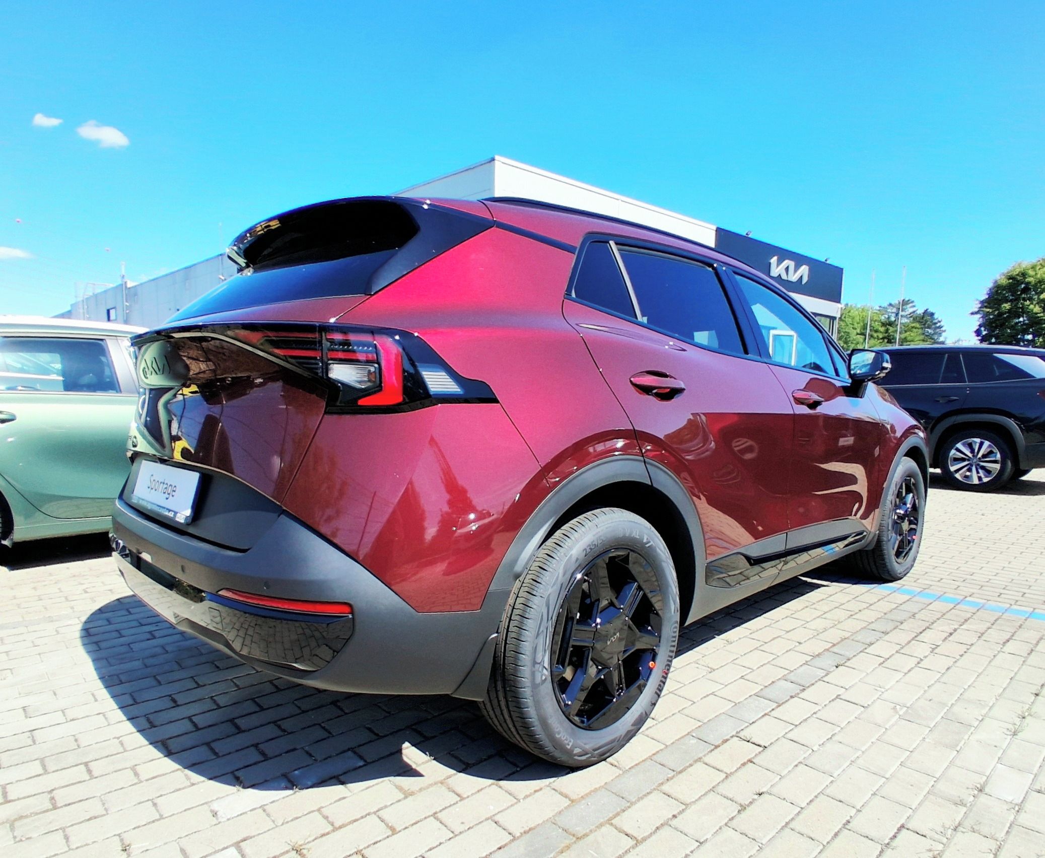 Kia Sportage, 1,6 T-GDI 7DCT BLACK EDITION - fotka 3