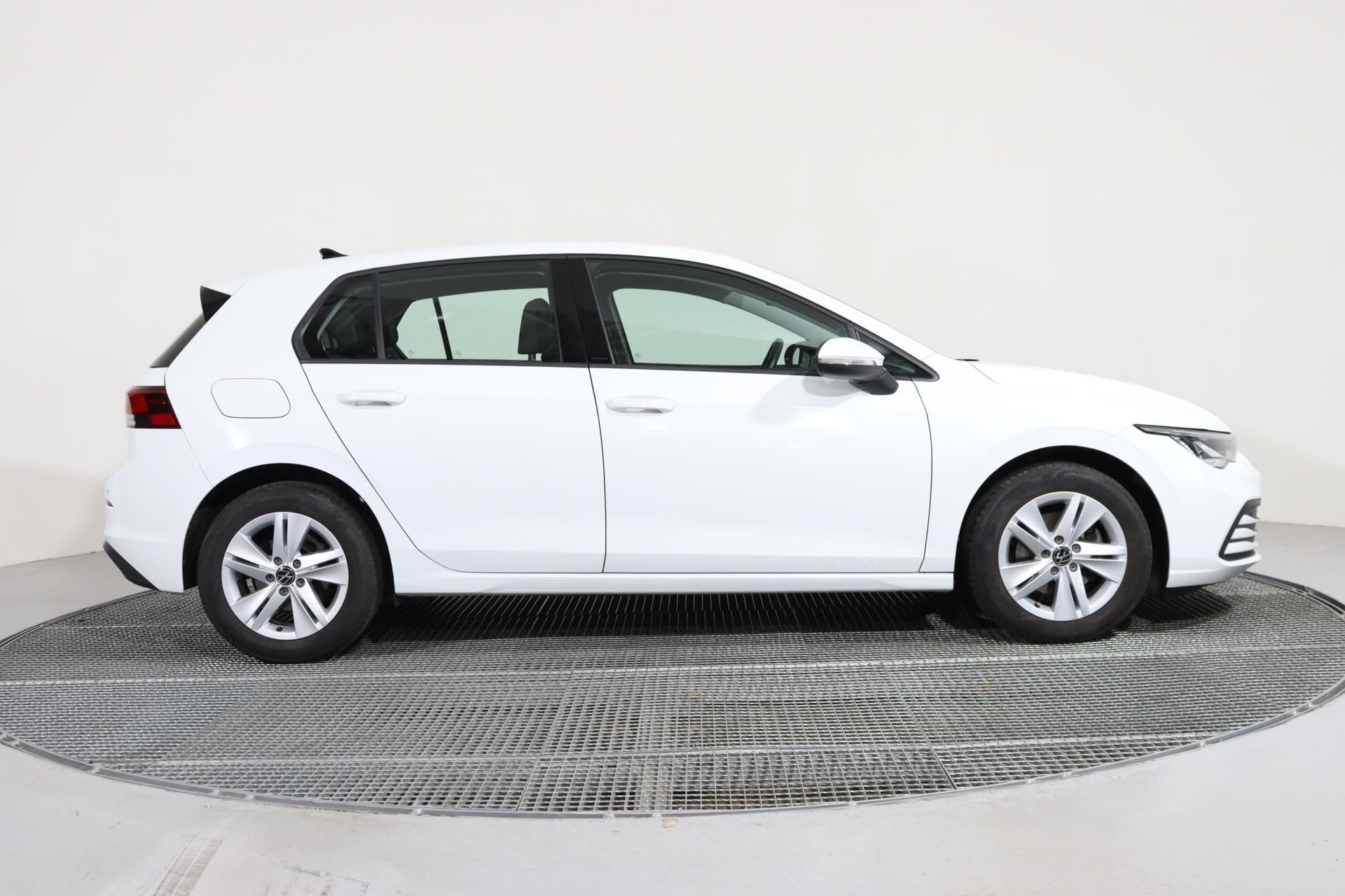 Volkswagen Golf, Life 1,0 TSI 81kW - fotka 3