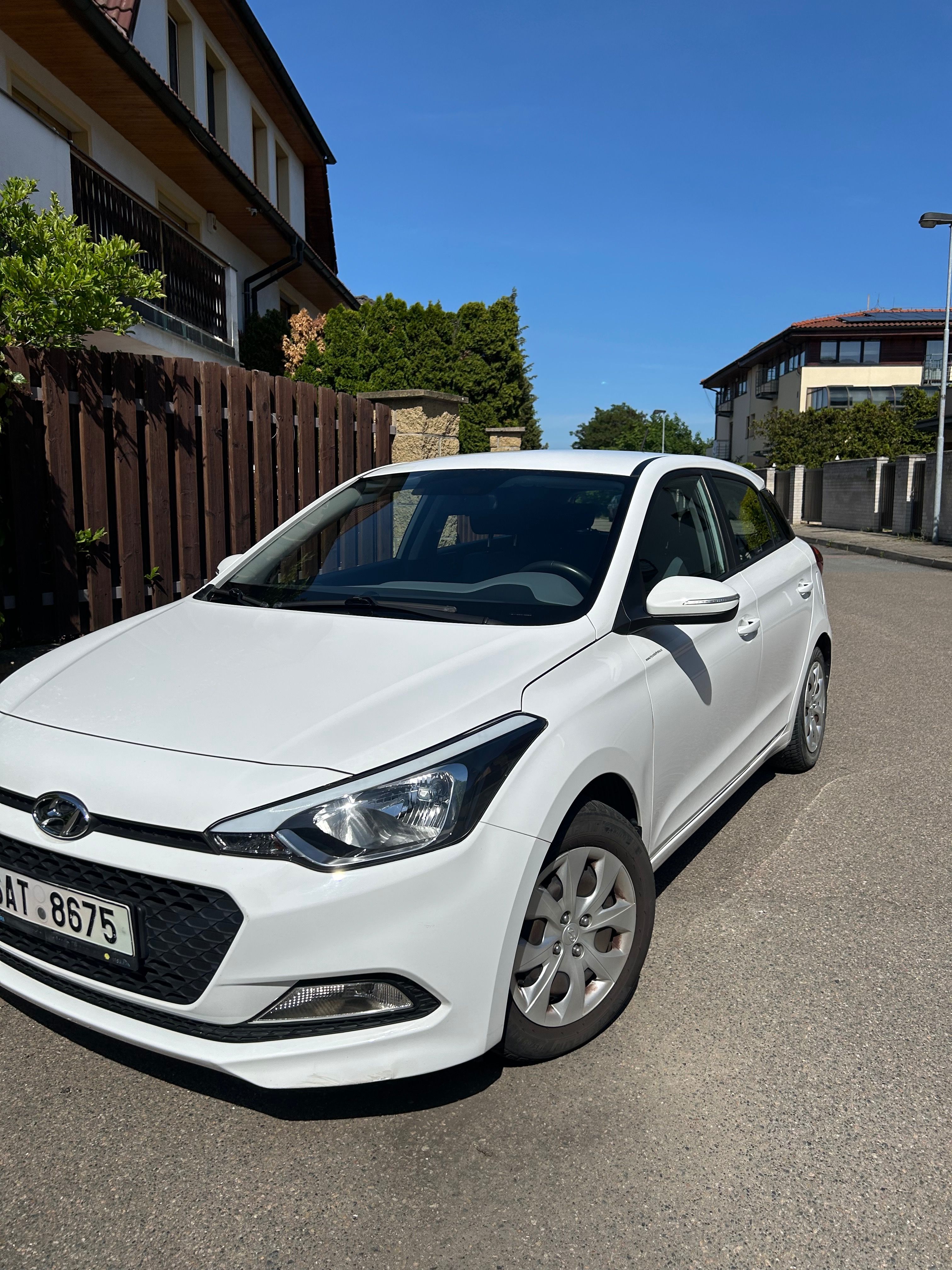 Hyundai i20, 1.2- servisováno - fotka 6