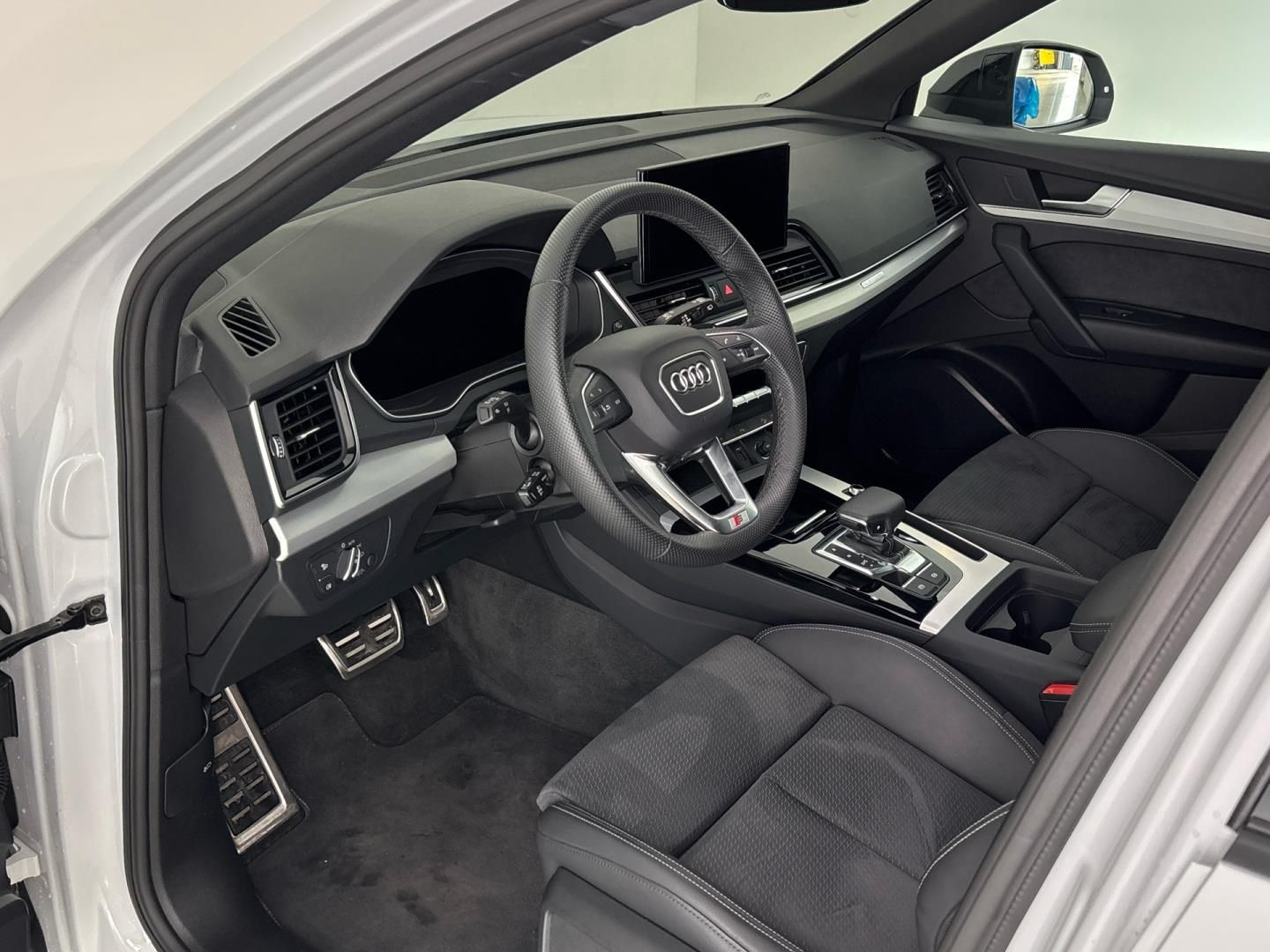 Audi Q5, 2.0 TDI / 150 kW quattro S-Lin - fotka 6