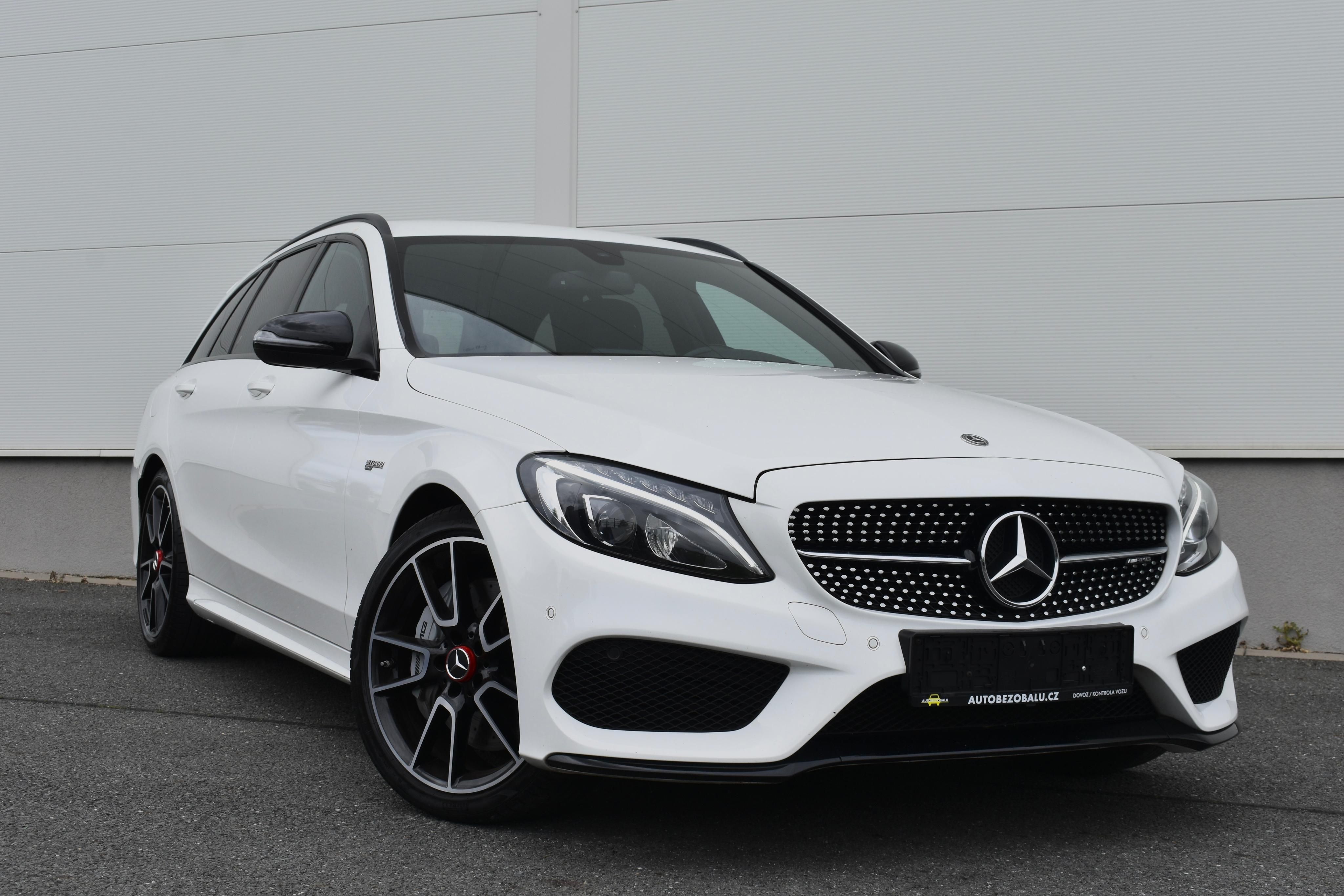 Mercedes-Benz Třídy C, 43 AMG/270KW/9G-TRONIC - fotka 3