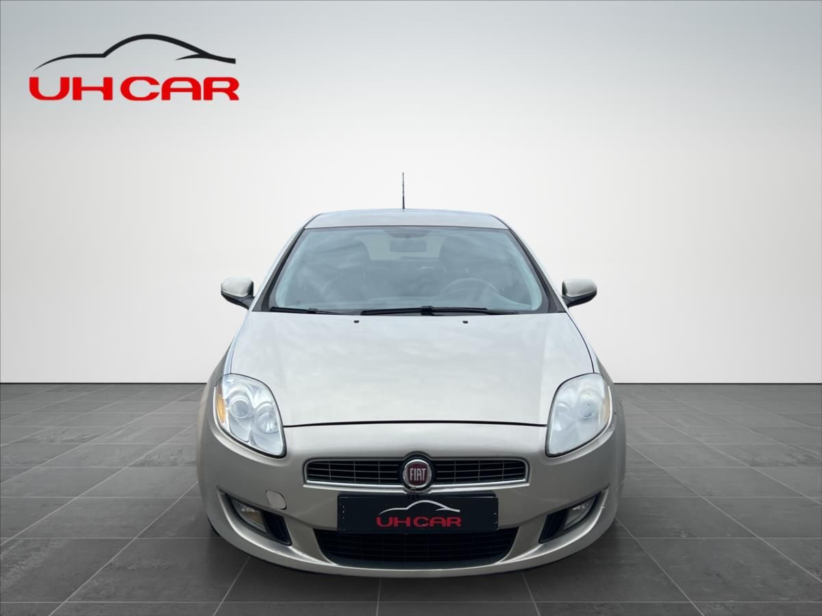 Fiat Bravo, 1,4 16V 90k Dynamic - fotka 2