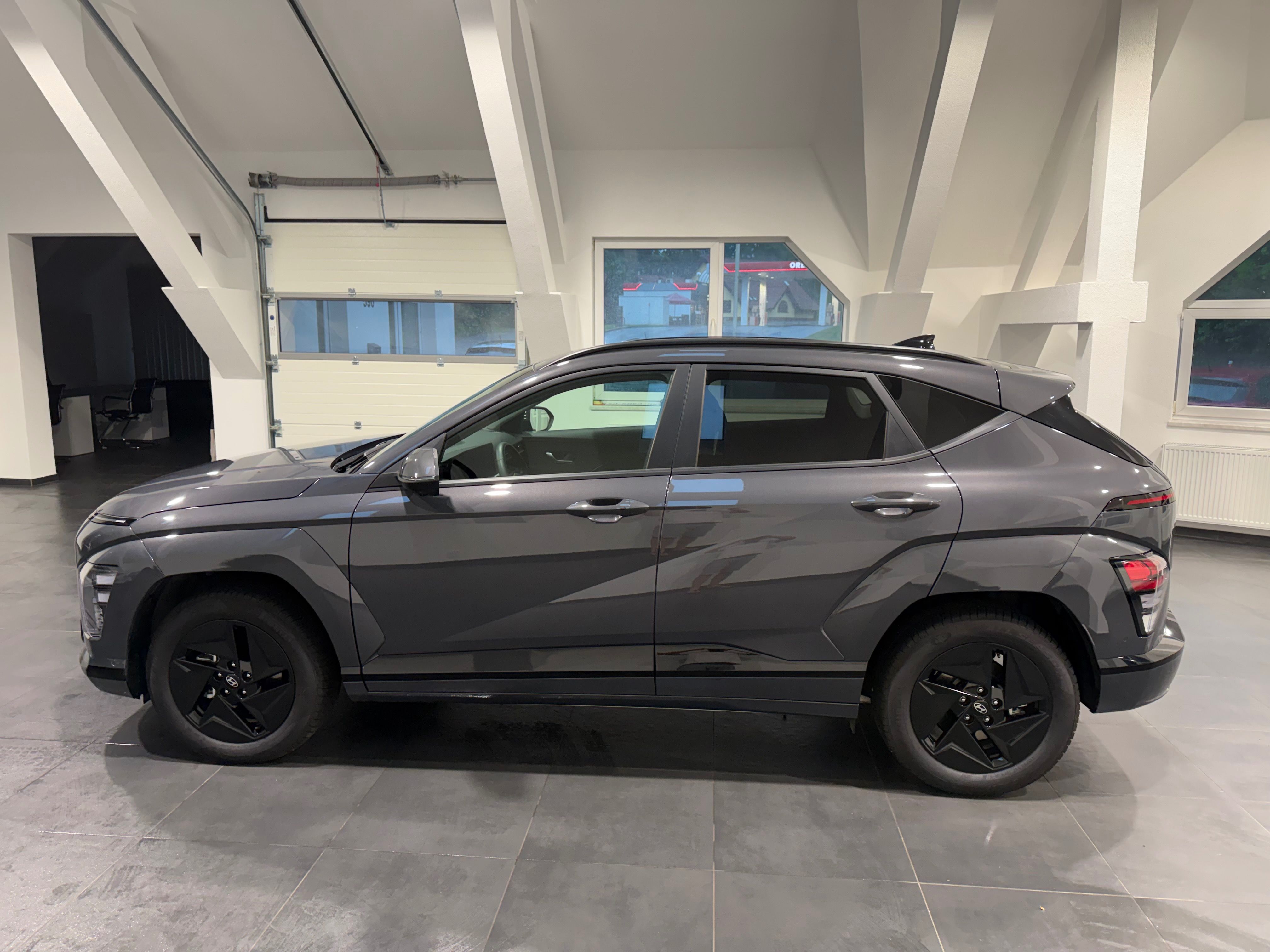 Hyundai Kona, Electric TREND 2WD 150kw/204 - fotka 6
