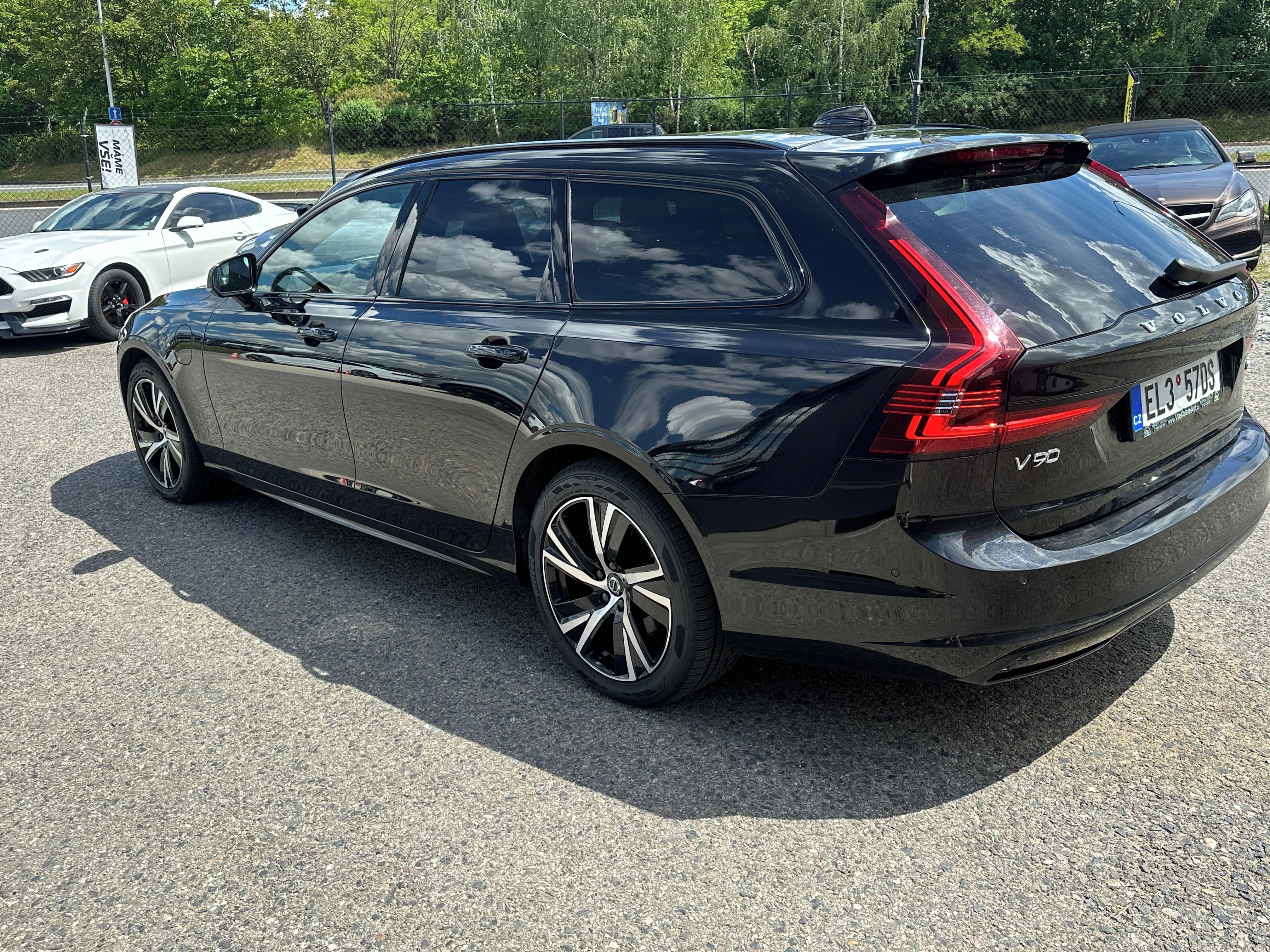 Volvo V90, Volvo V90  2021 - fotka 4