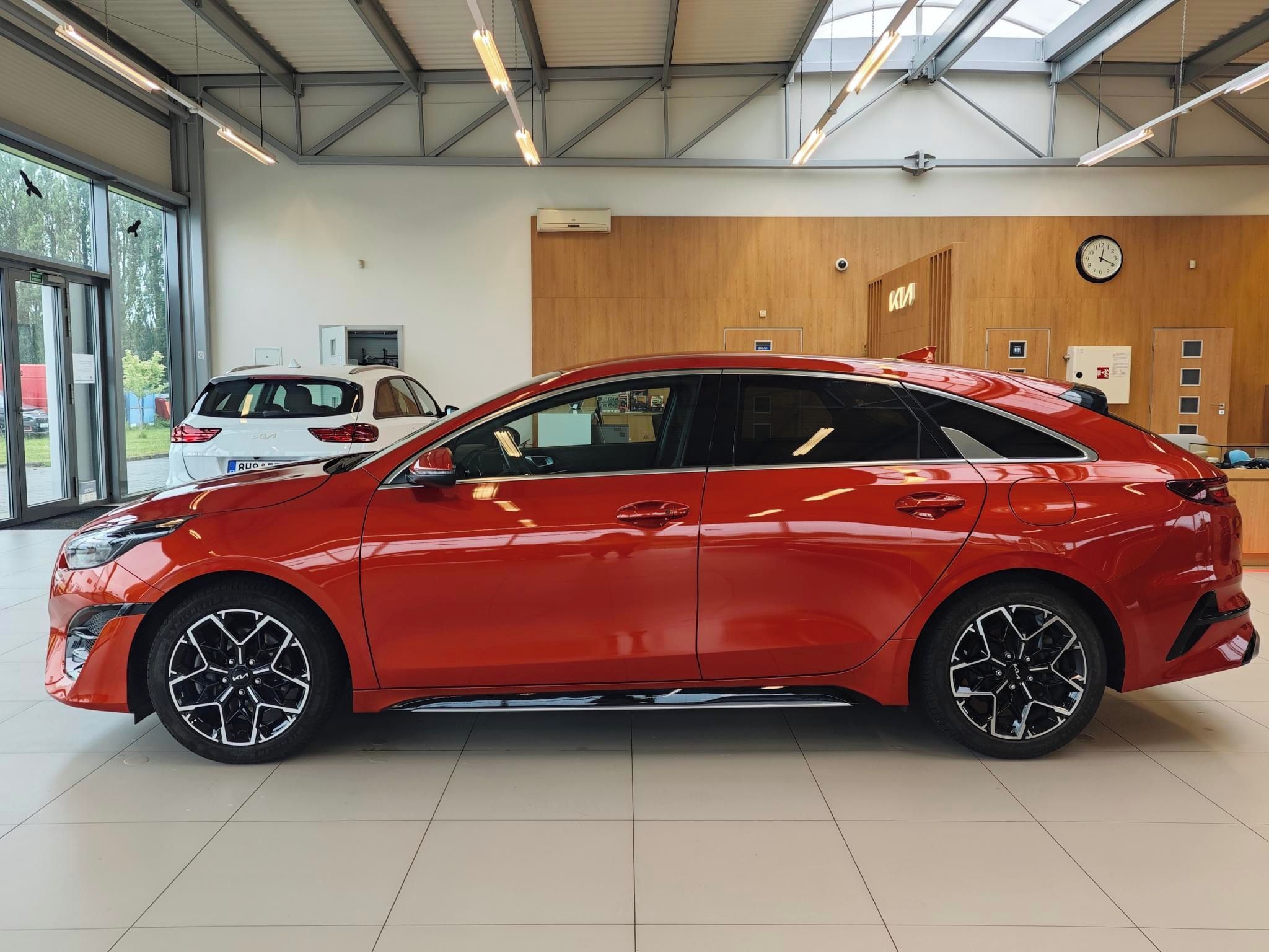 Kia ProCeed, 1,5 TGDi 103 kW GT Line - fotka 4