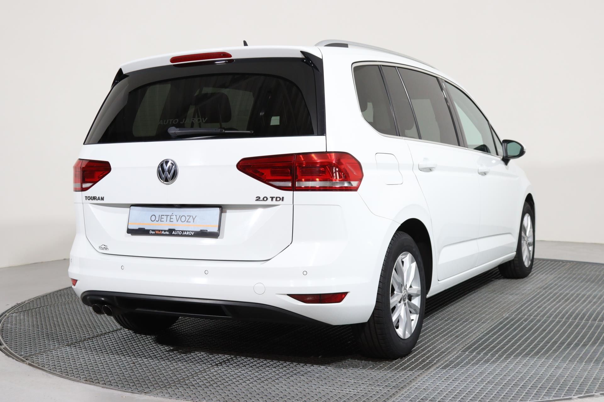 Volkswagen Touran, 2,0 TDI DSG Highline 110kW - fotka 2