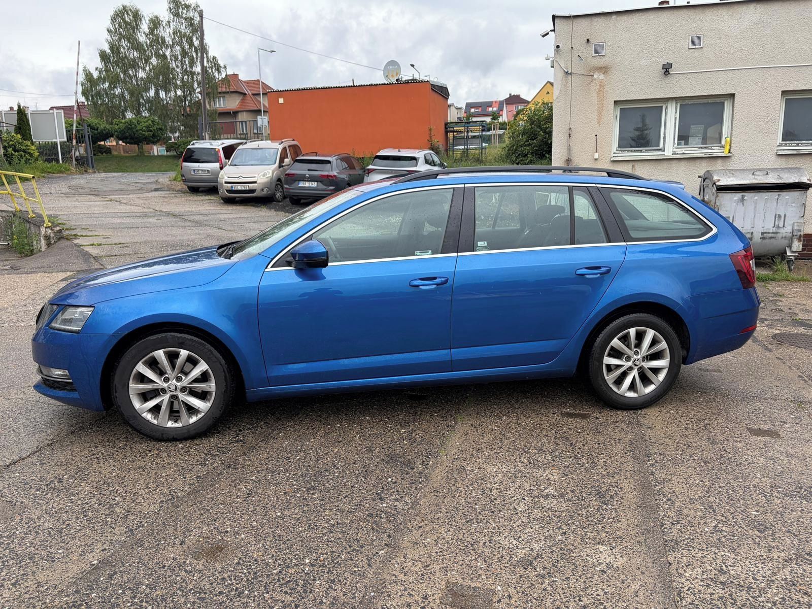 Škoda Octavia, 2.0 TDI - fotka 5