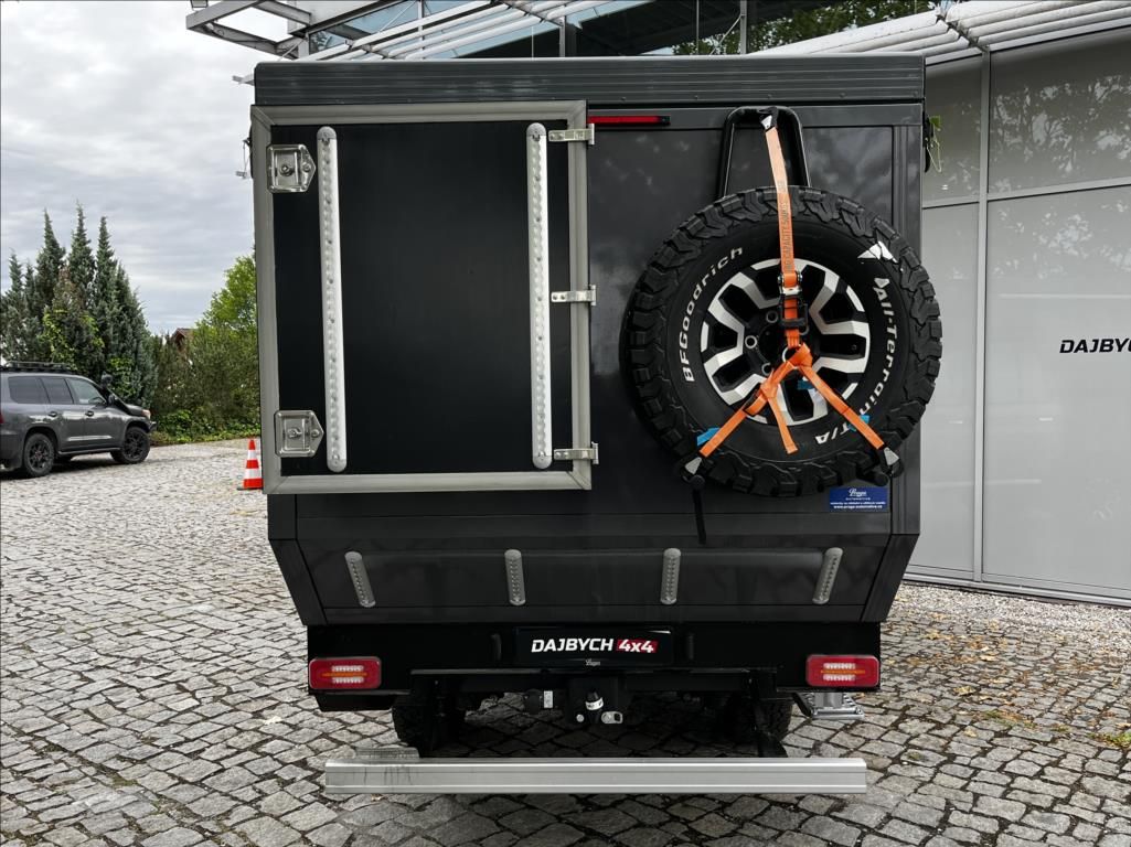 Toyota Land Cruiser, 4,0 Obytný - nejetý - fotka 6