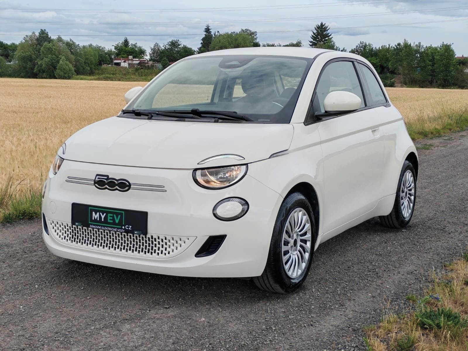 Fiat 500E, 23.8 kWh, ICON ZÁRUKA SOH 95% - fotka 3