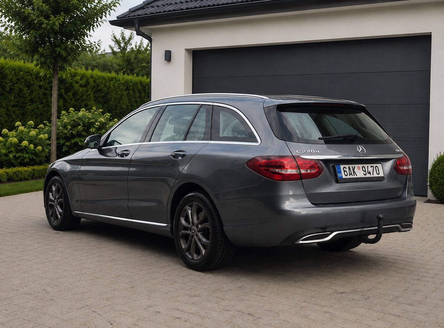Mercedes-Benz Třídy C, Mercedes-Benz C 220 d 4MATIC - fotka 6