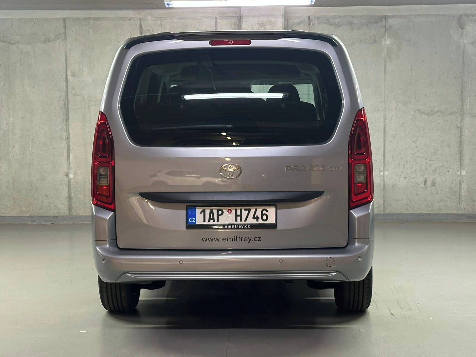 Toyota Proace City Verso, 1.2,Passenger,Business 7S Tail - fotka 6