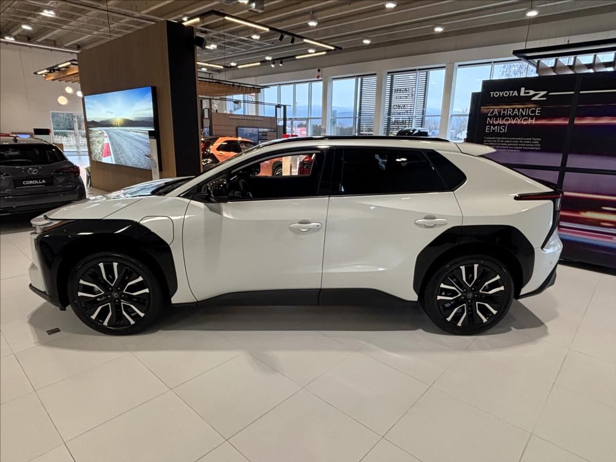 Toyota bZ4X, 4X4  Executive 73,1 kWh - fotka 4