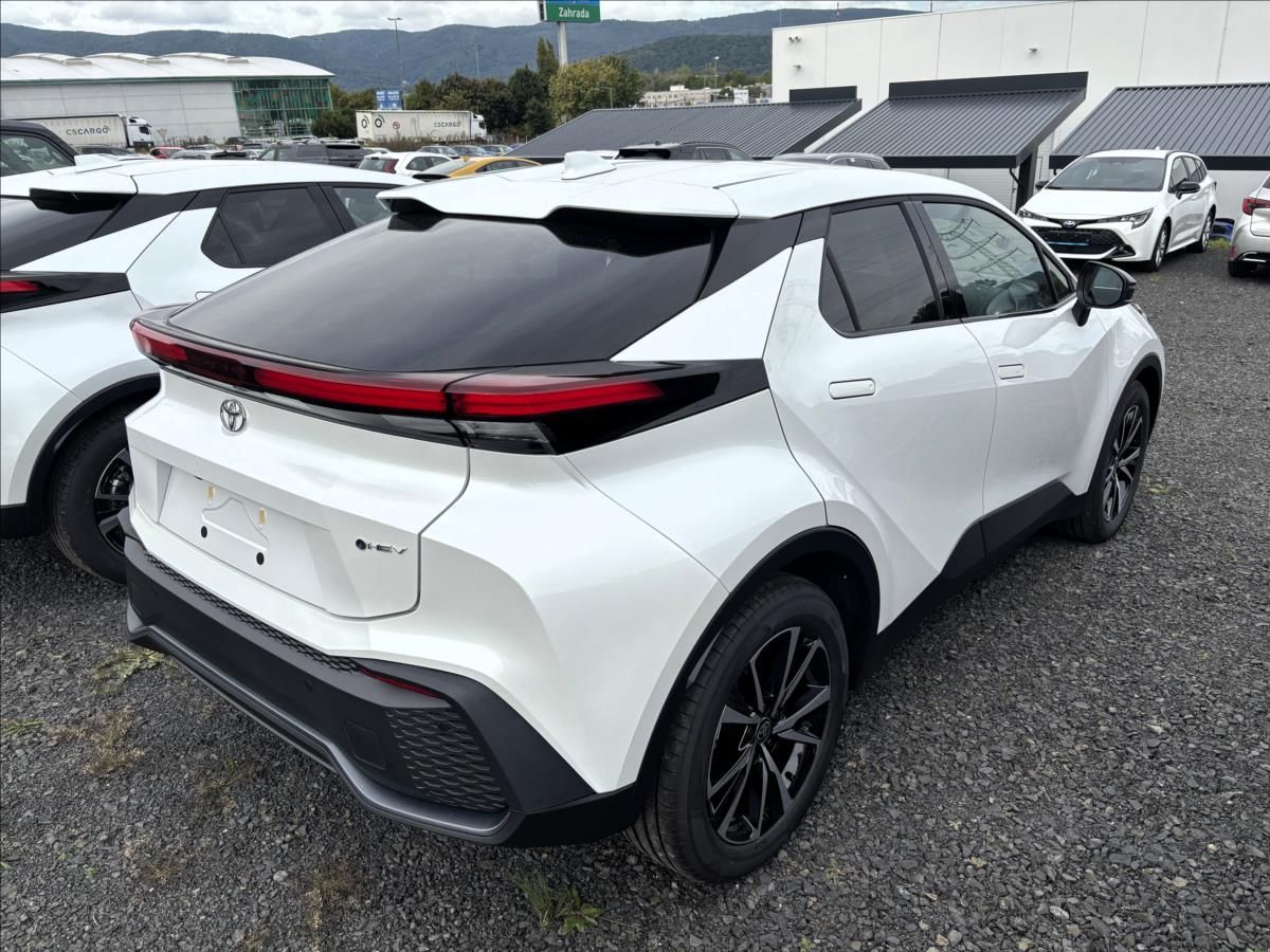 Toyota C-HR, 1,8   Style HEV CVT - fotka 6