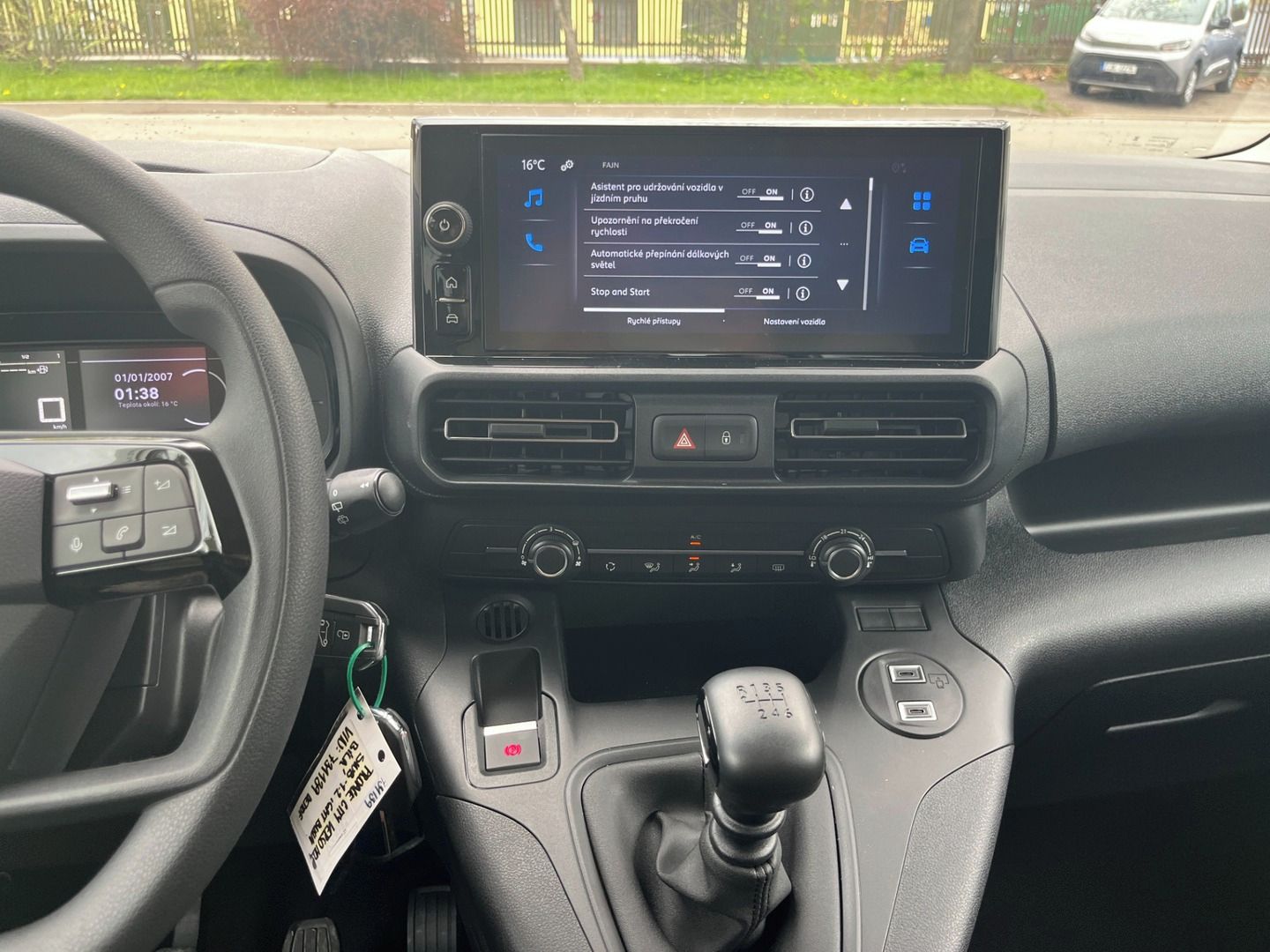 Toyota Proace City Verso, L1 - krátká -1.5D 130 koní - - fotka 6