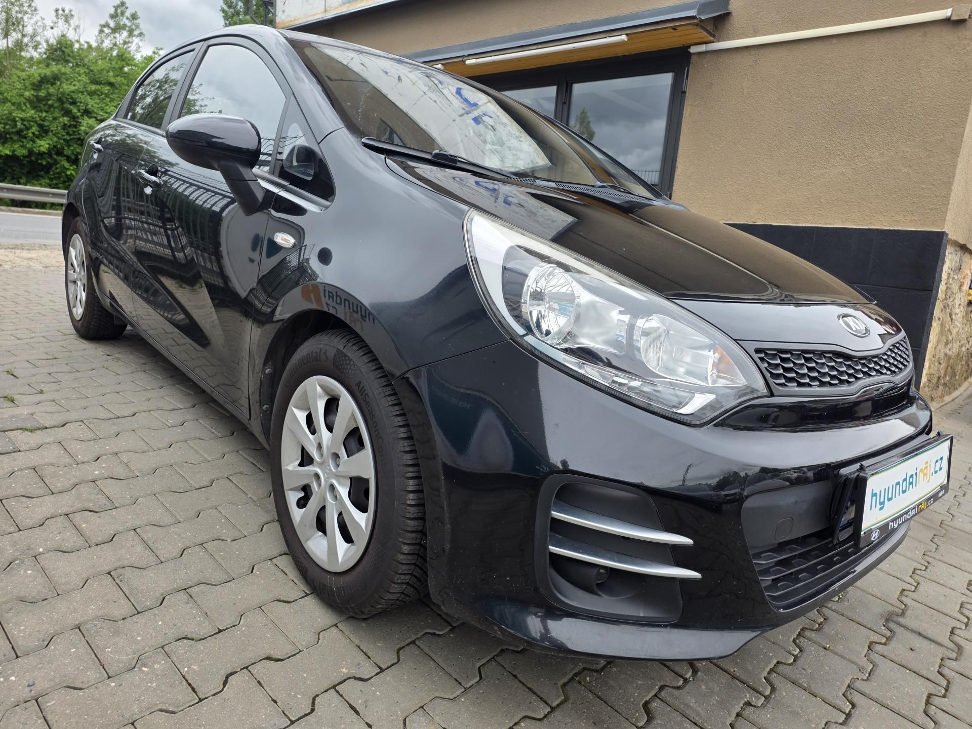 Kia Rio, 1.2-KLIMA-SENZORY-CENTRÁL - fotka 3