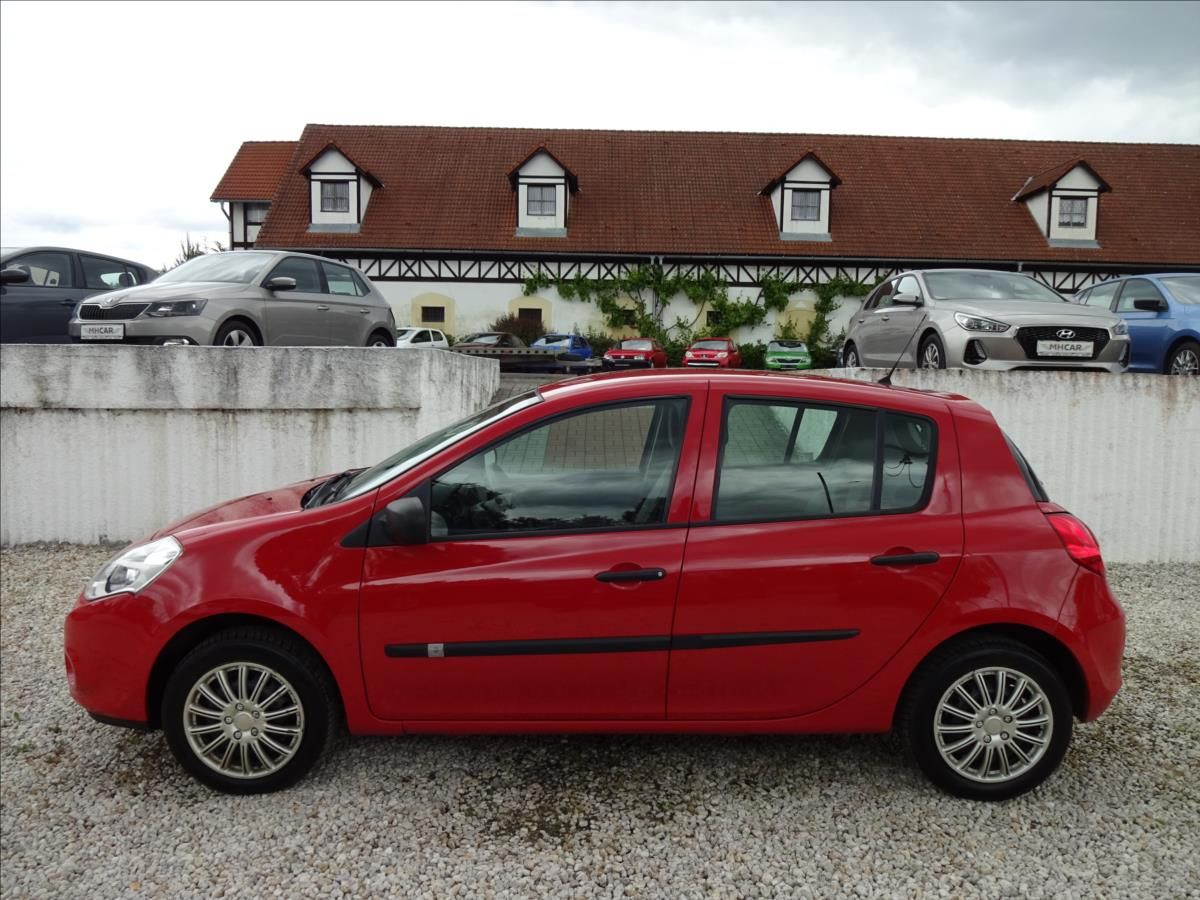 Renault Clio, 1,2i 55kW - fotka 4