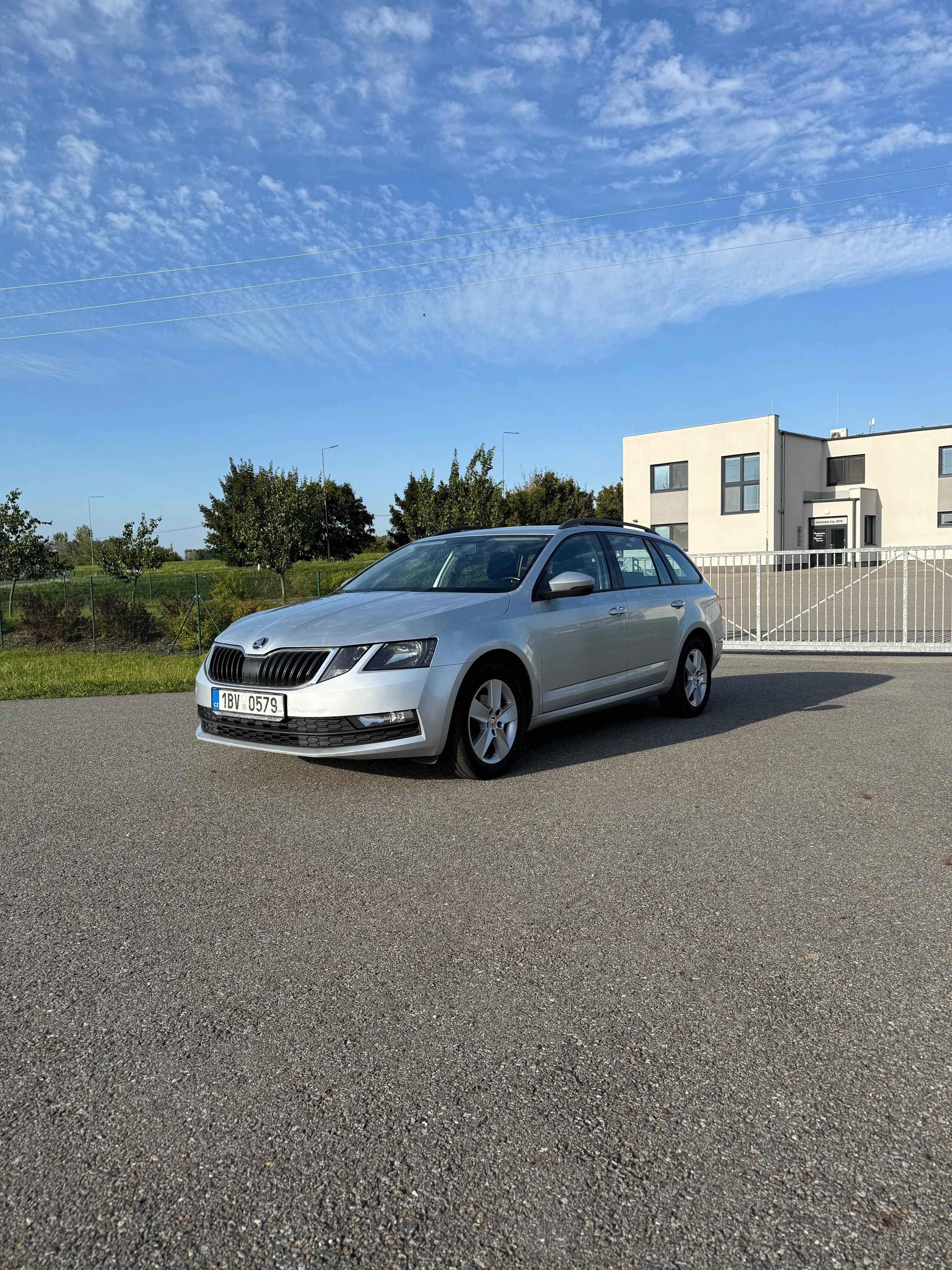 Škoda Octavia, Servisní historie