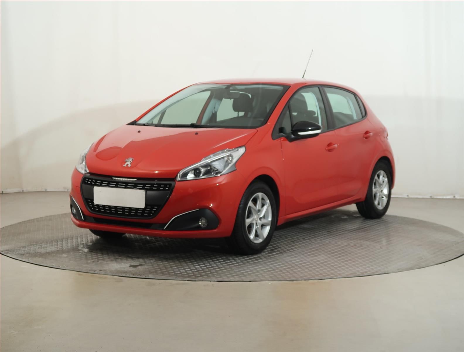 Peugeot 208, 1.2 PureTech, Active, ČR,1.maj - fotka 2
