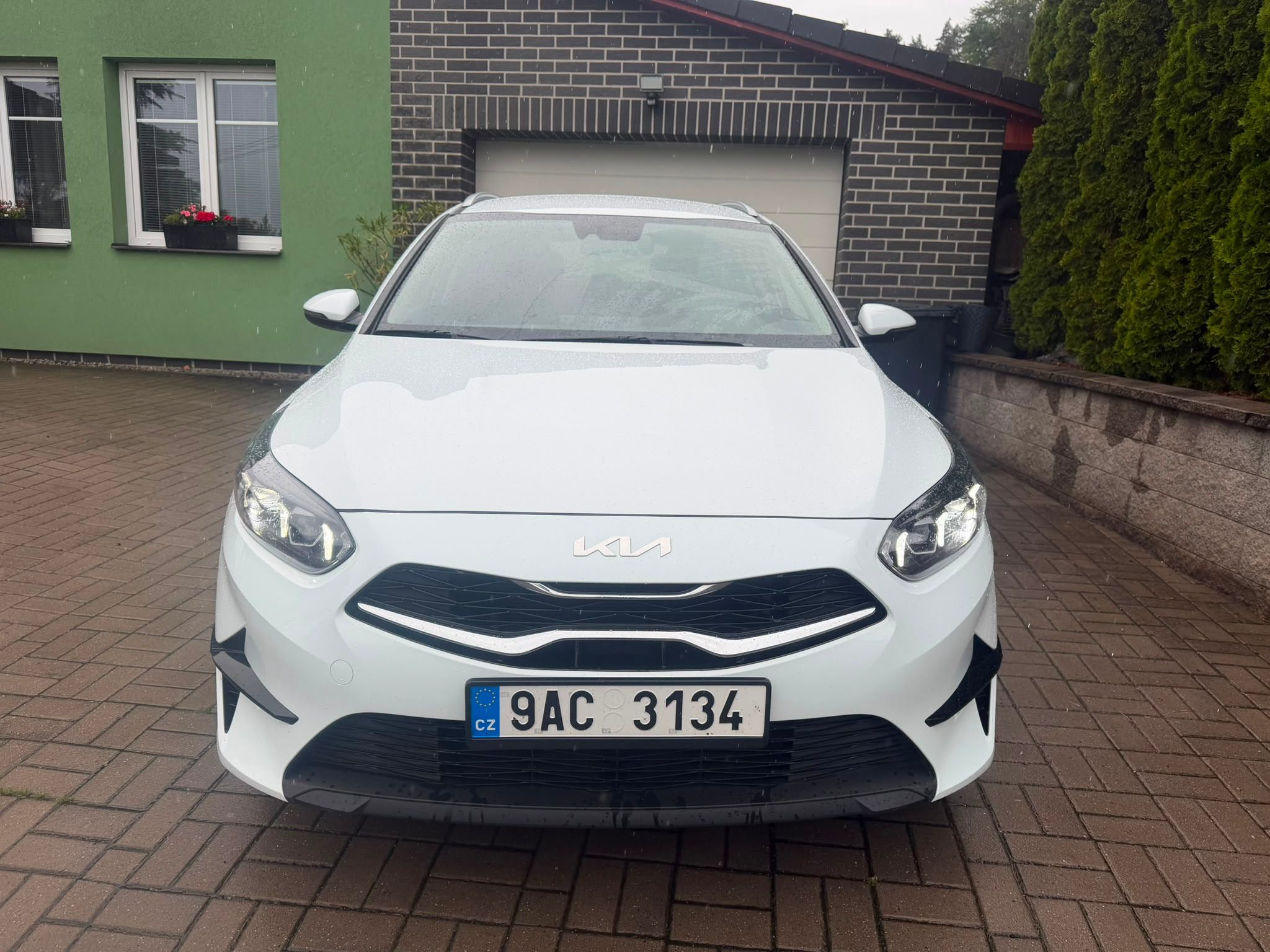 Kia Cee´d SW, 1,5-118kw,TOP,M6,CZ,1.maj,DPH - fotka 3