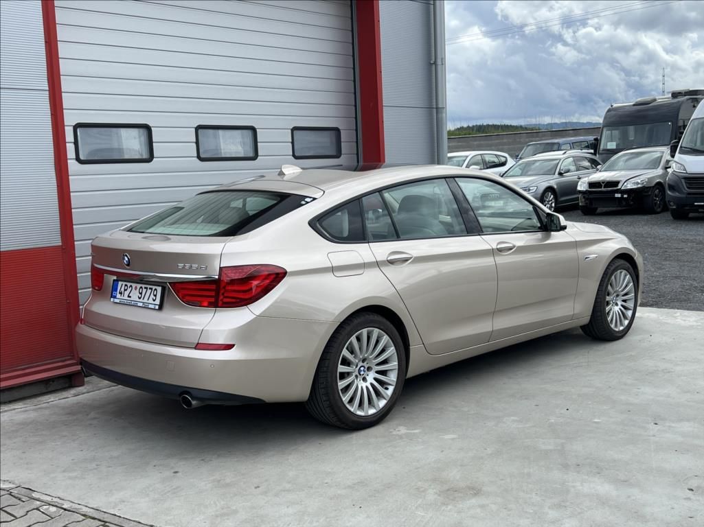 BMW Řada 5, 535d GT 1.mai. nové ČR - fotka 5