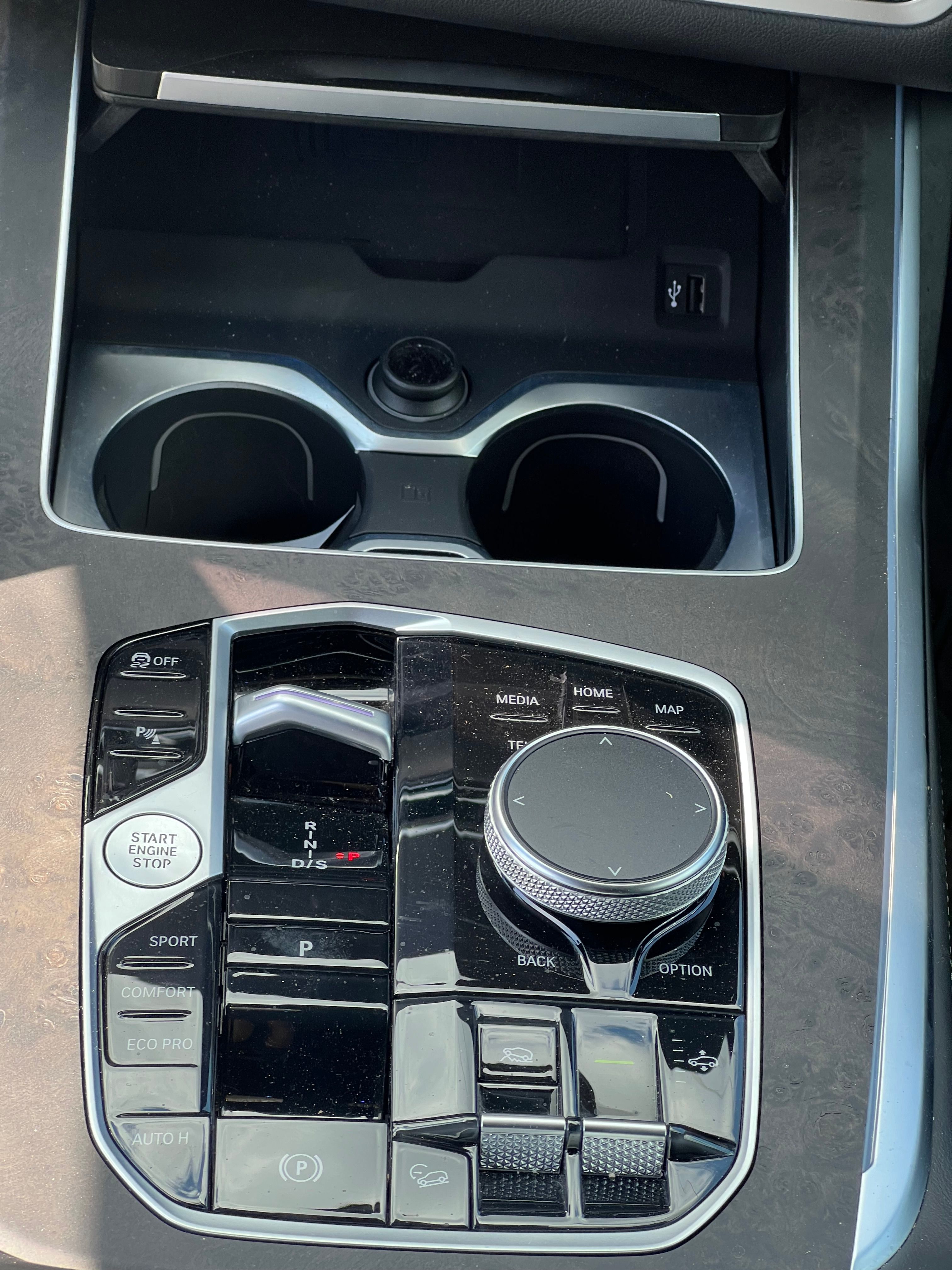 BMW X7 - fotka 6