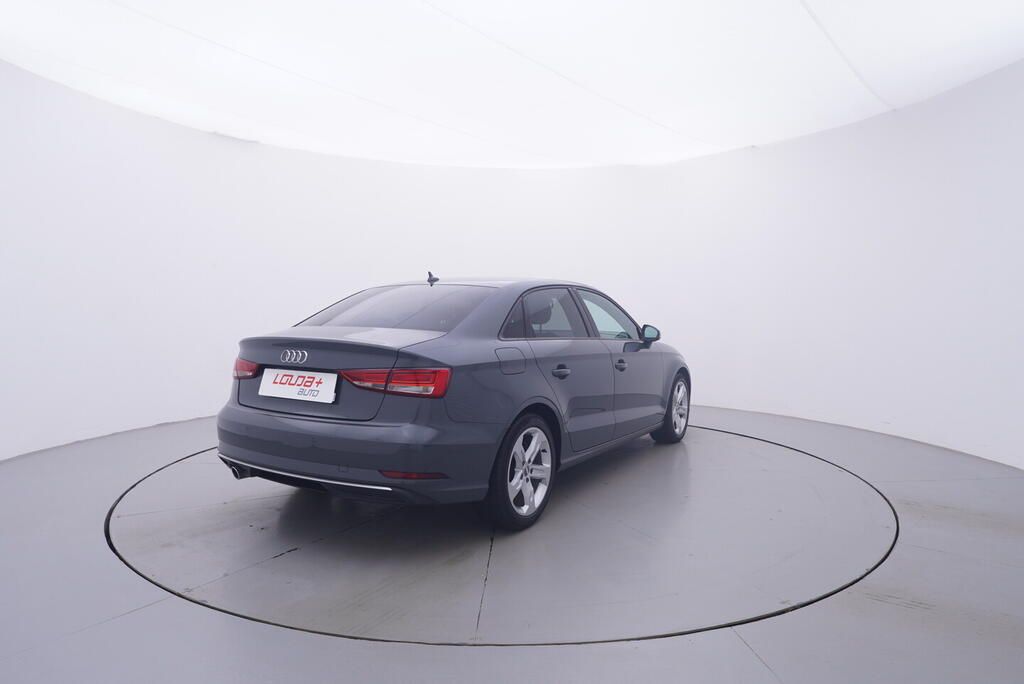 Audi A3, 1.6 TDI 85 kW - fotka 5