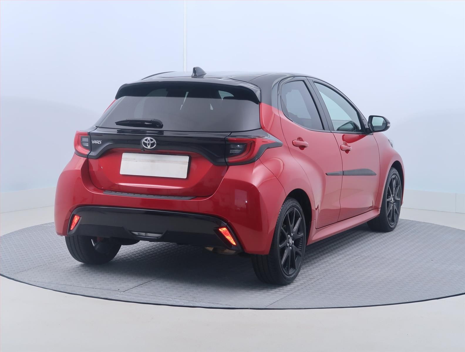 Toyota Yaris, 1.5 VVT-i, Automat, ČR,1.maj - fotka 5