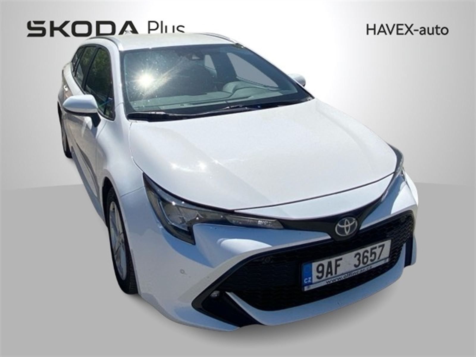 Toyota Corolla, TS 1.8 Hybrid e-CVT AT Comfort