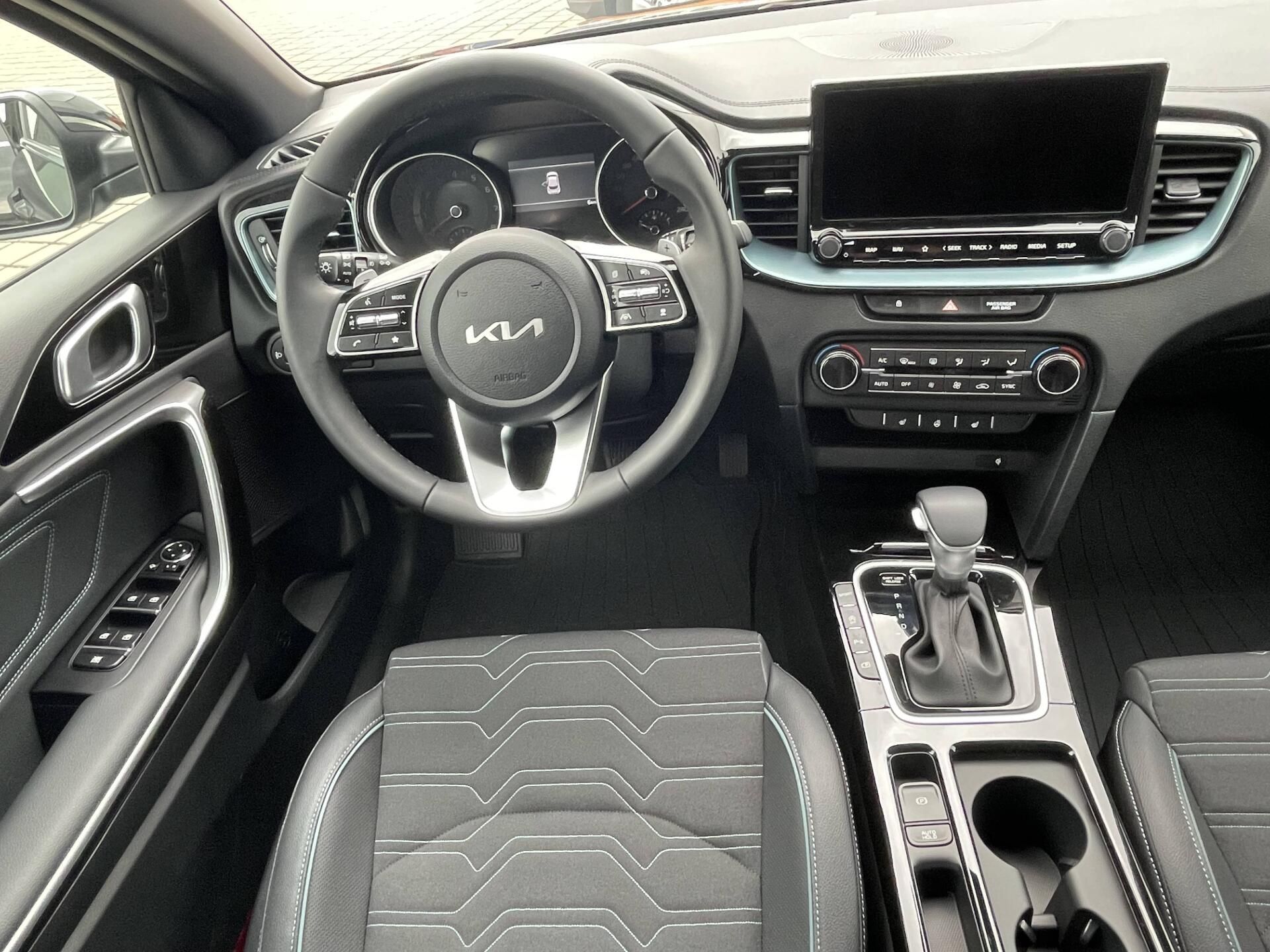 Kia XCee´d, STEEL EDITION 7DCT 1,6 T-GDi - fotka 6