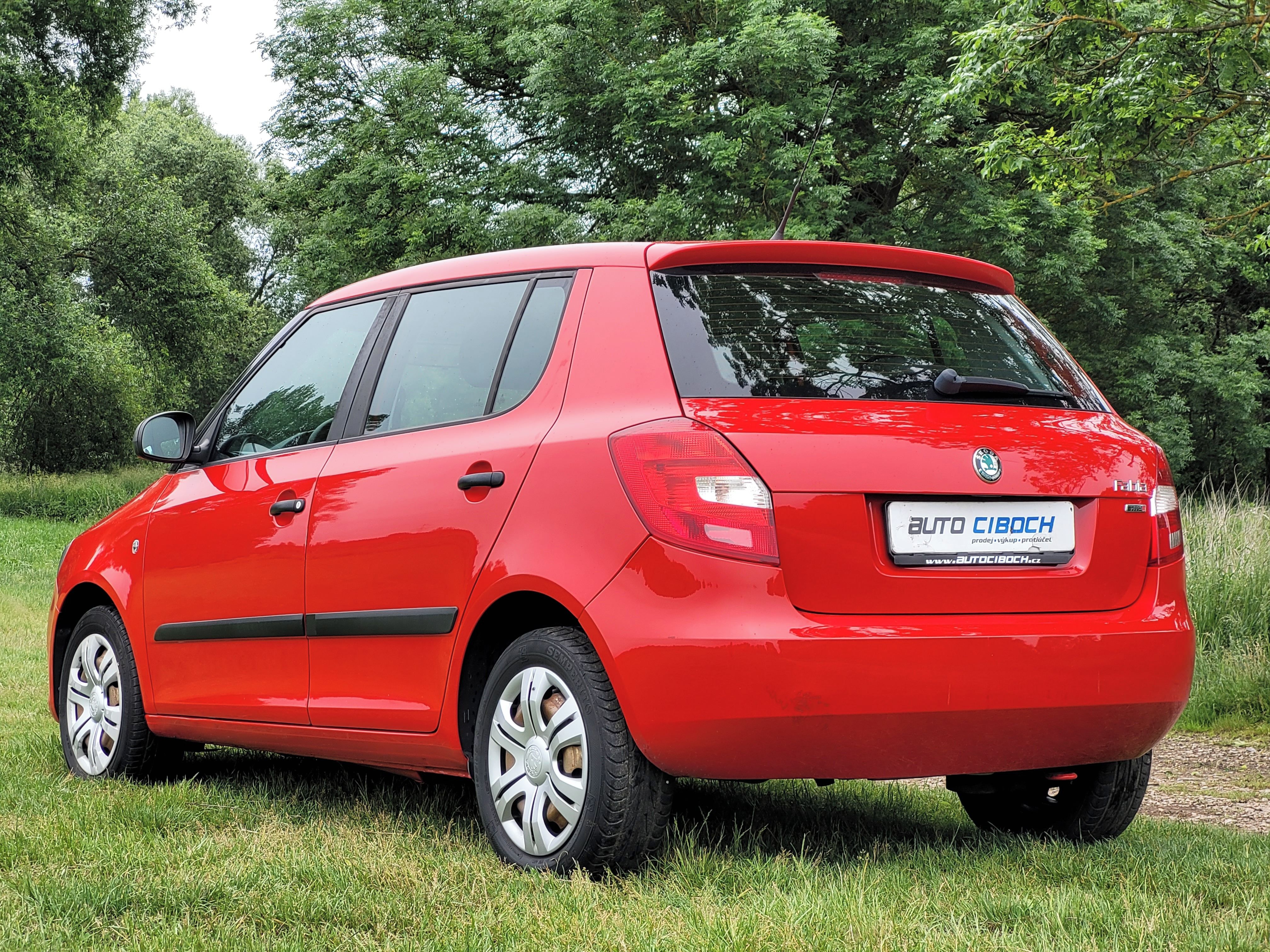Škoda Fabia - fotka 4