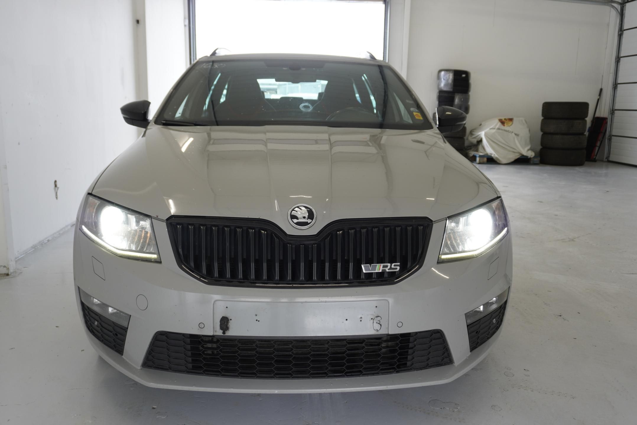 Škoda Octavia, RS 2.0 TDi 135 kW manuál přev. - fotka 2