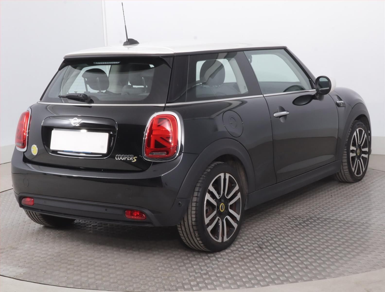 Mini, Cooper SE 32 kWh, Automat - fotka 5