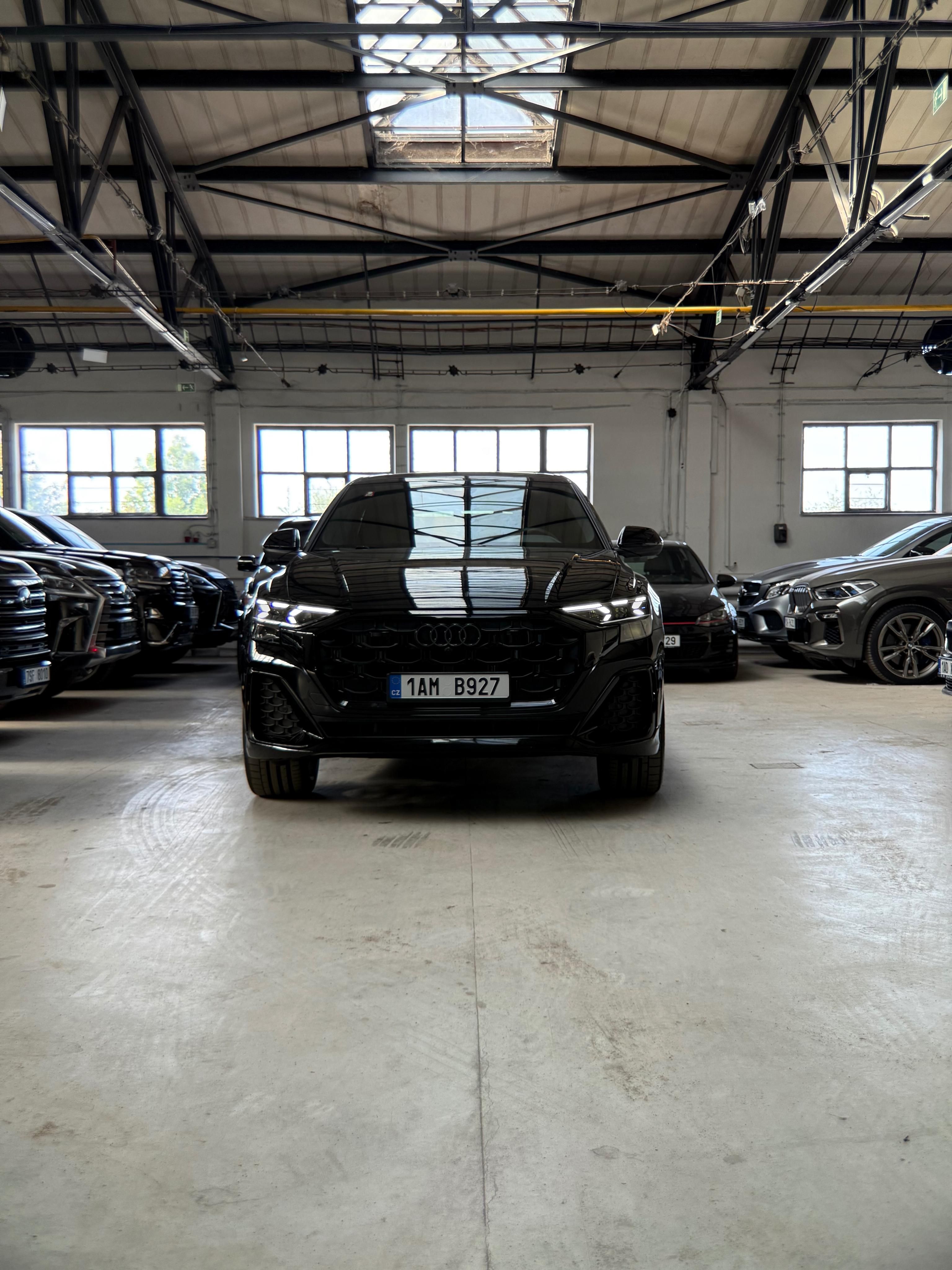 Audi Q8, Audi Q8 50TDI 210 kW - fotka 3