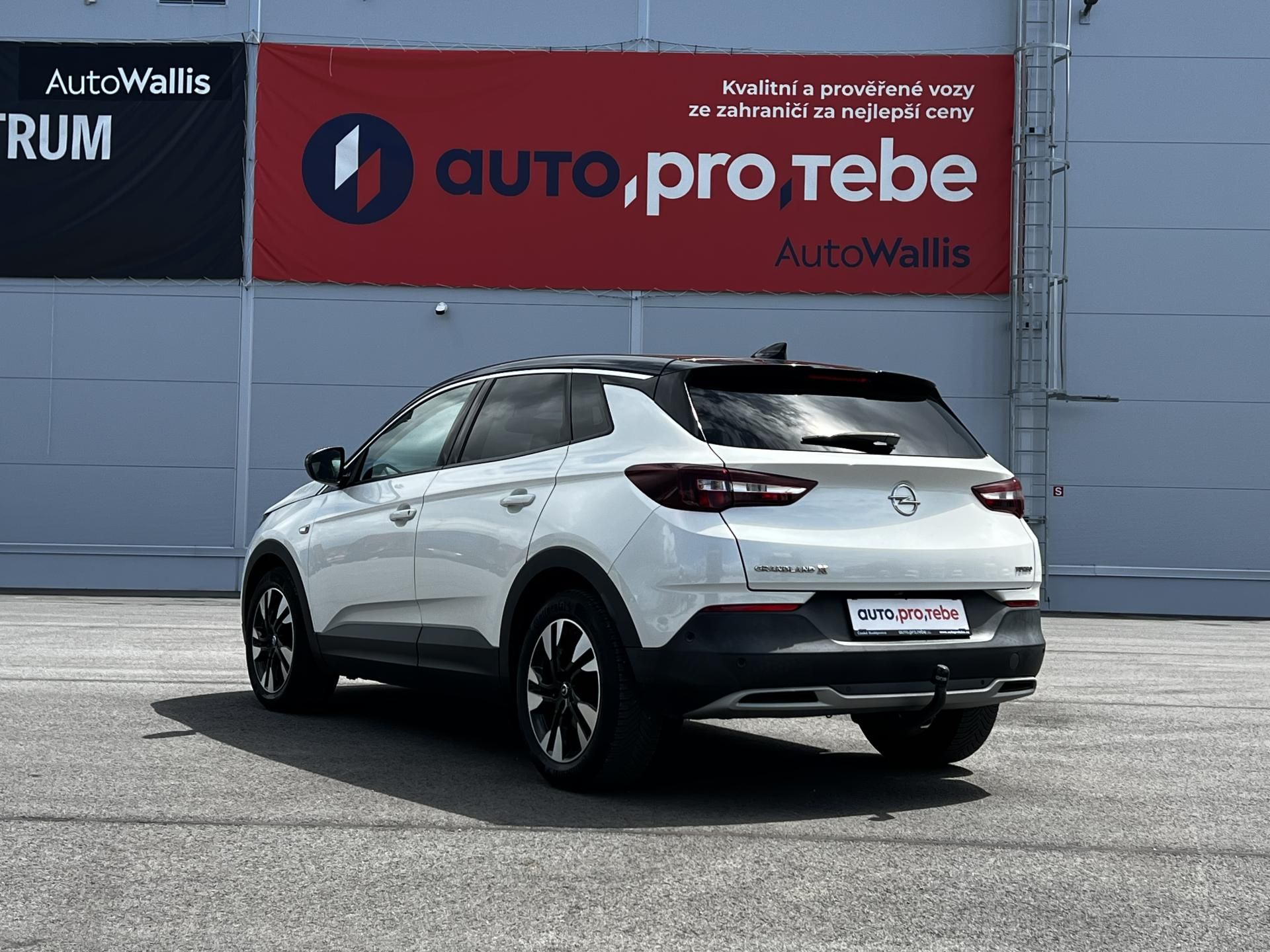 Opel Grandland X, 1.6T 133kW Aut. Innovation TZ - fotka 5