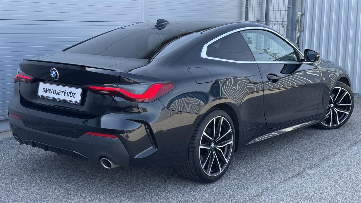 BMW Řada 4, 420d xDrive Coupe - fotka 2