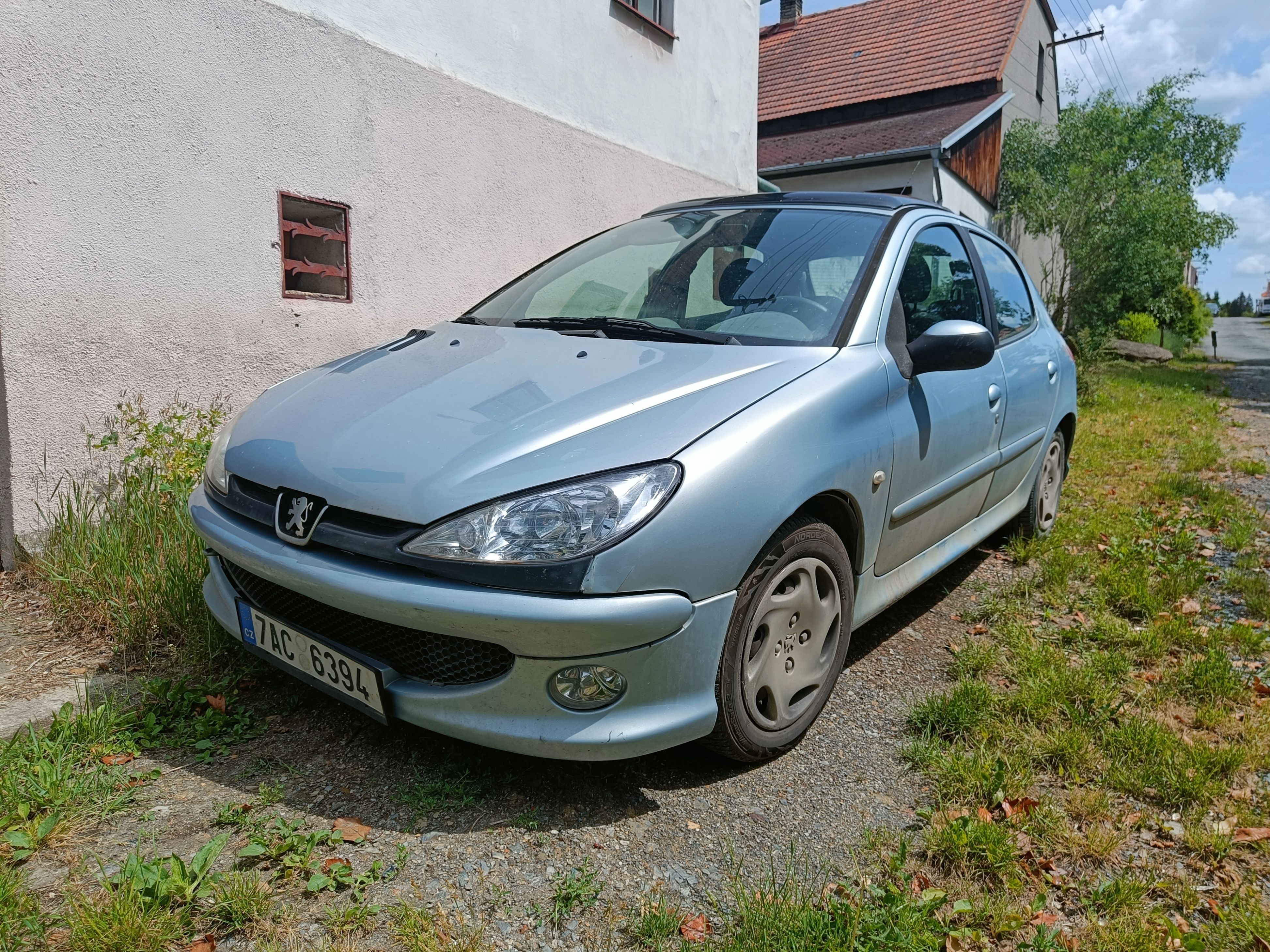 Peugeot 206, 1.4, tažné, panorama střecha