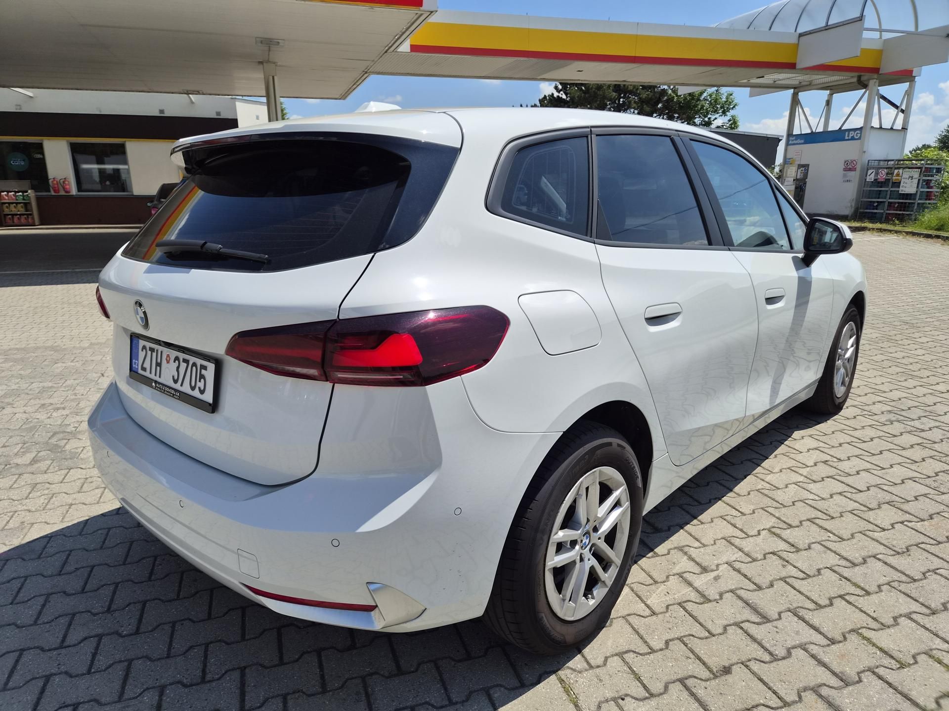 BMW Řada 2, 218 i ACTIVE TOURER - fotka 5